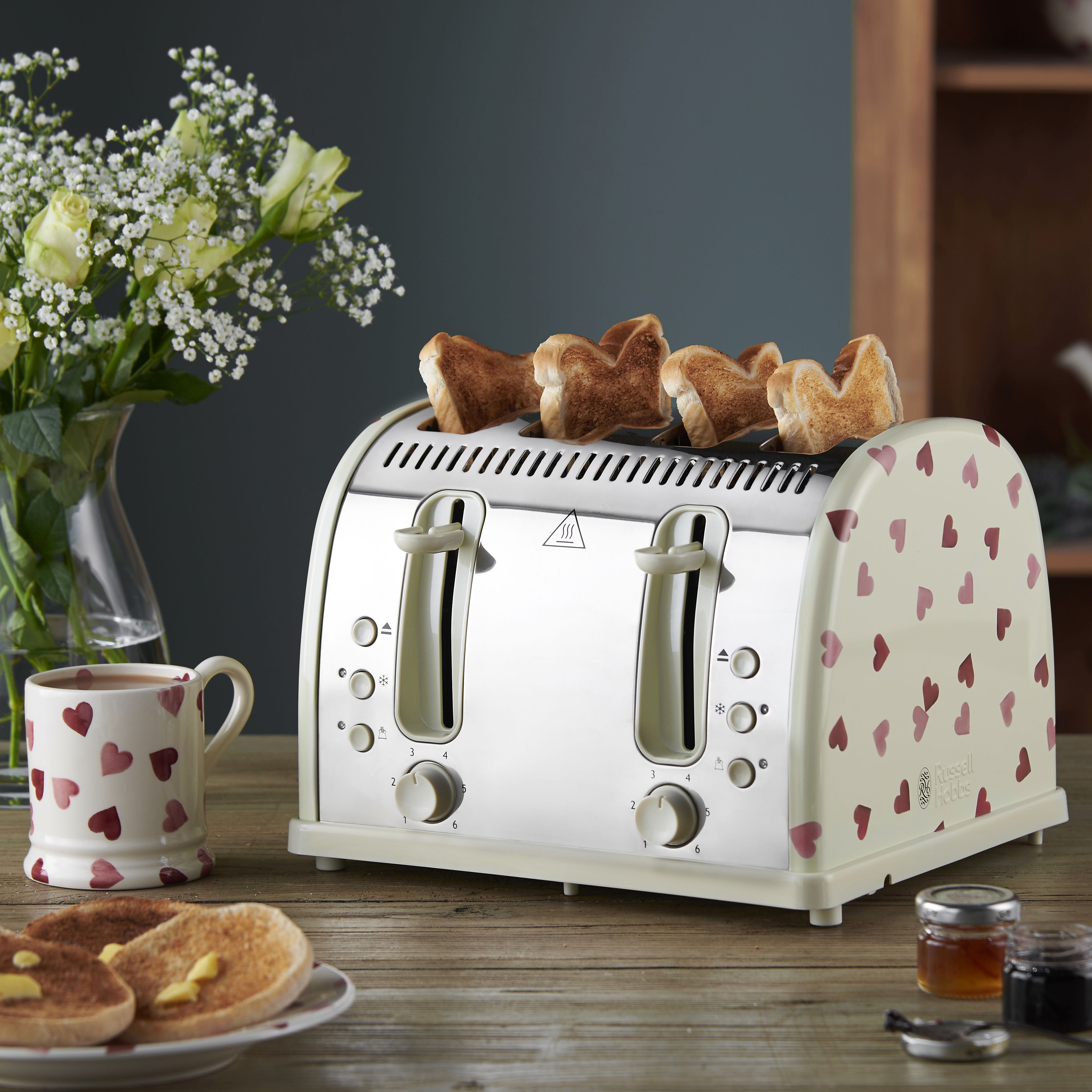 Russell Hobbs X Emma Bridgewater 4Slice Toaster Pink Hearts