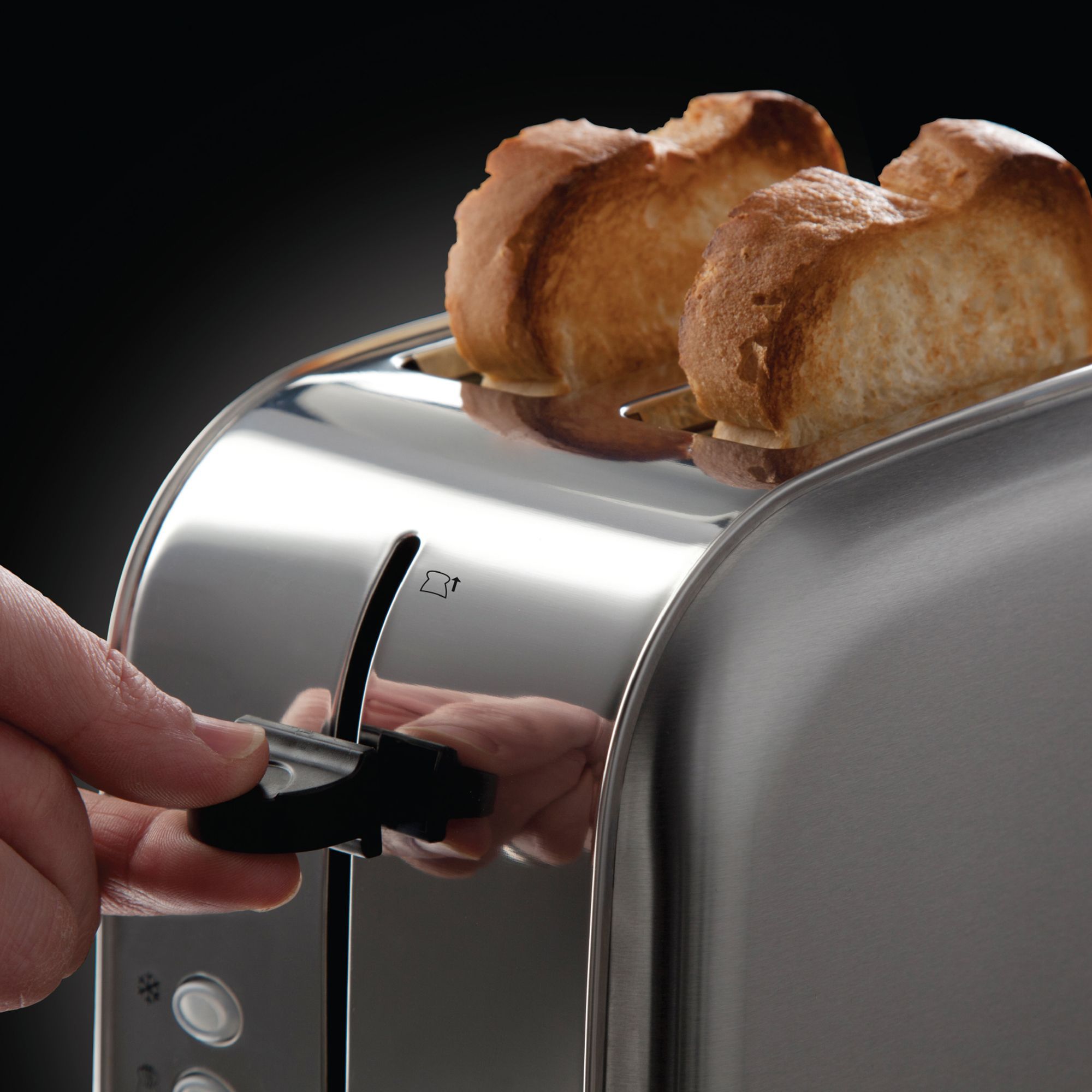 https://media.diy.com/is/image/Kingfisher/russell-hobbs-small-silver-toaster~4008496729883_01i?$MOB_PREV$&$width=618&$height=618