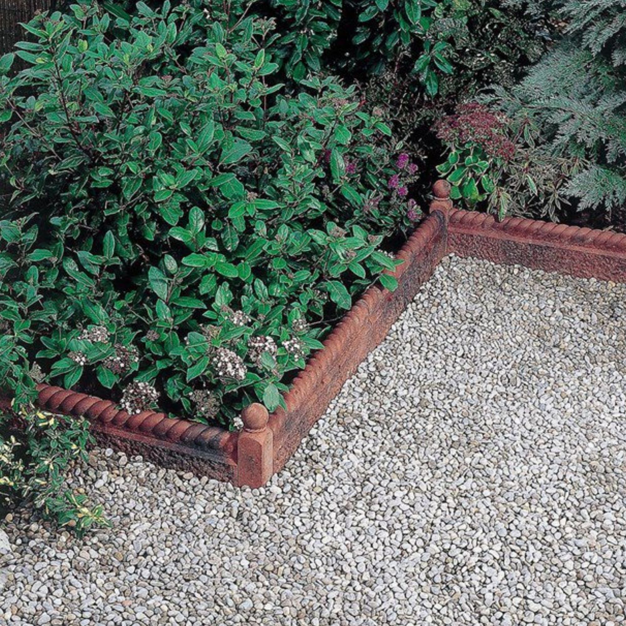 Rustic rope top Antique red Paving edging corner (H)250mm (T)50mm