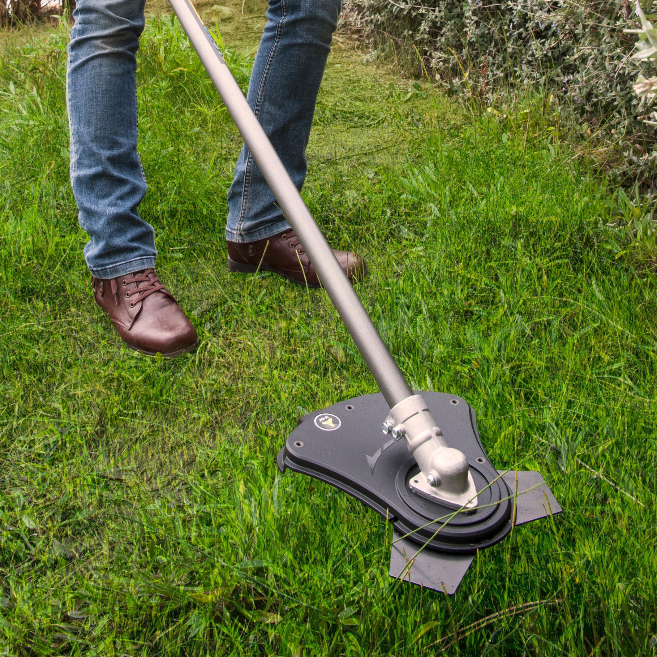 Ryobi 18V Cordless Brushcutter line trimmer (Bare Tool) OBC1820B