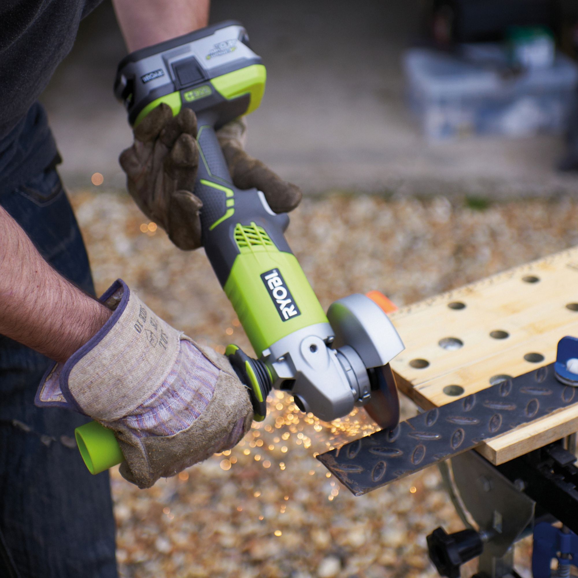 Ryobi ONE+ 18V 1 x 3Ah 115mm Cordless Angle grinder R18AG-130S