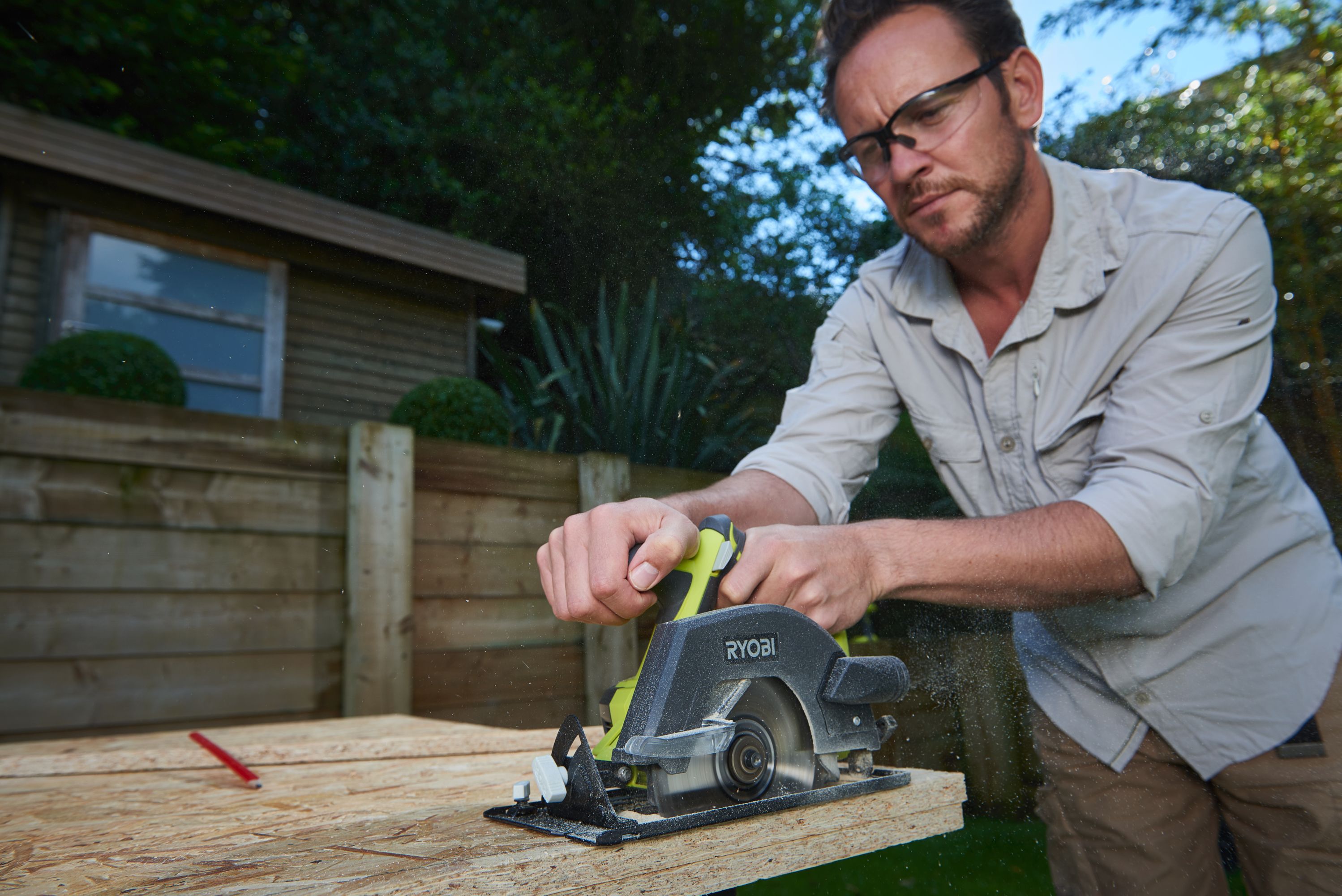 Ryobi battery circular saw blade online size