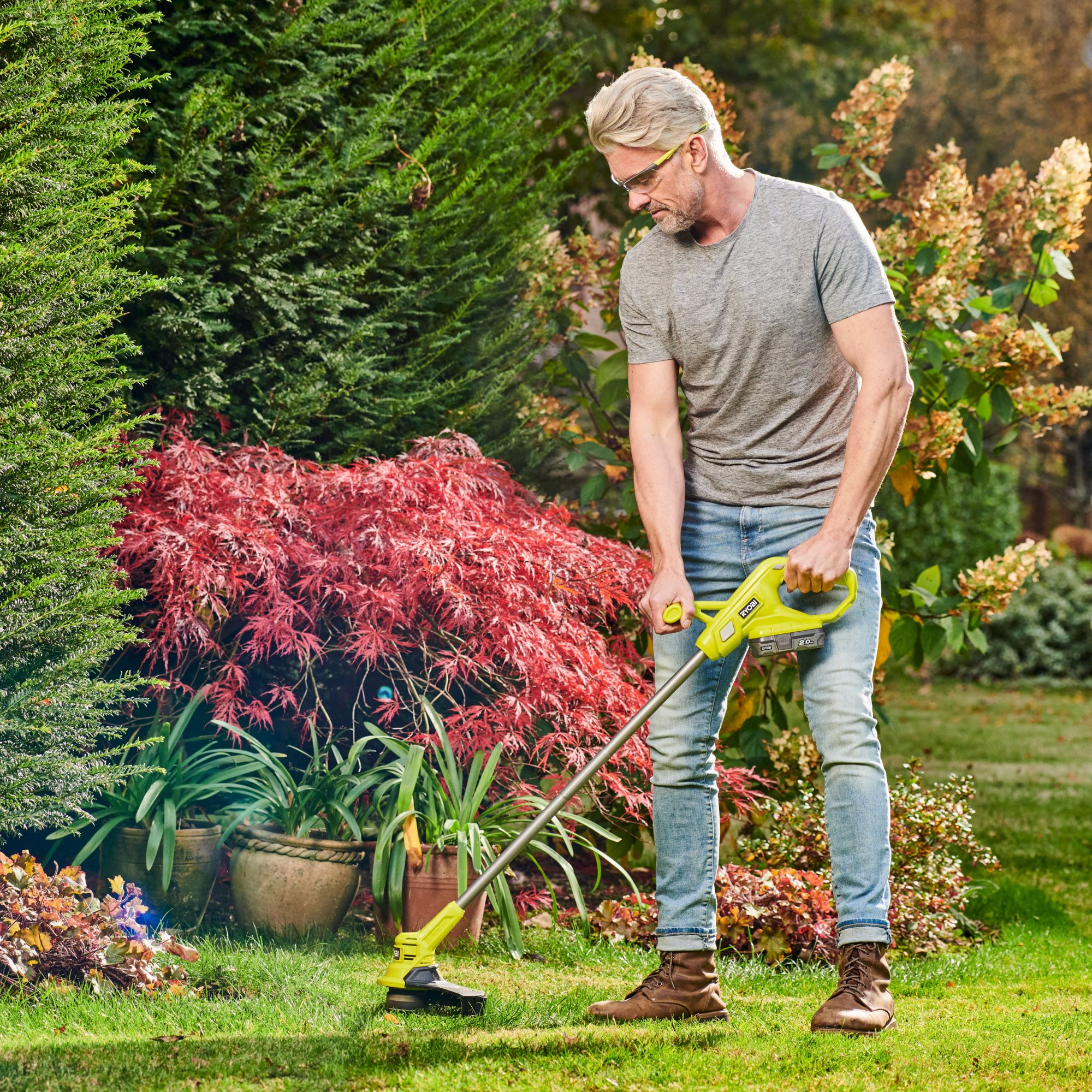 Ryobi ONE+ 18V 230mm Cordless Grass trimmer (1 x 2Ah) - RY18LT23A-120