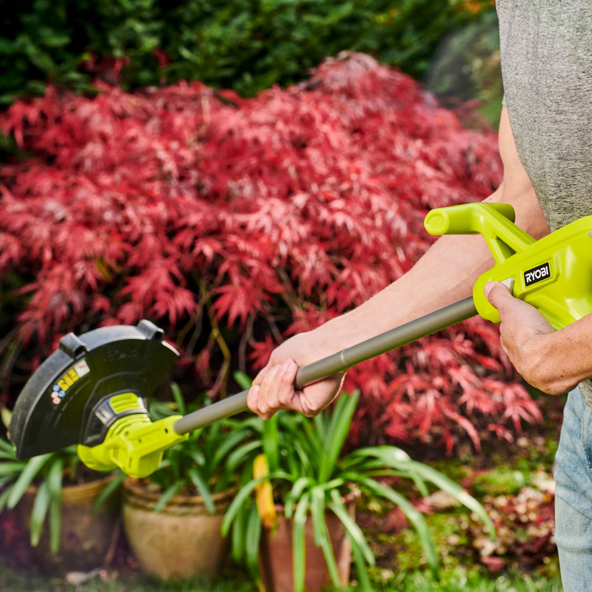 Ryobi battery powered weed wacker hot sale