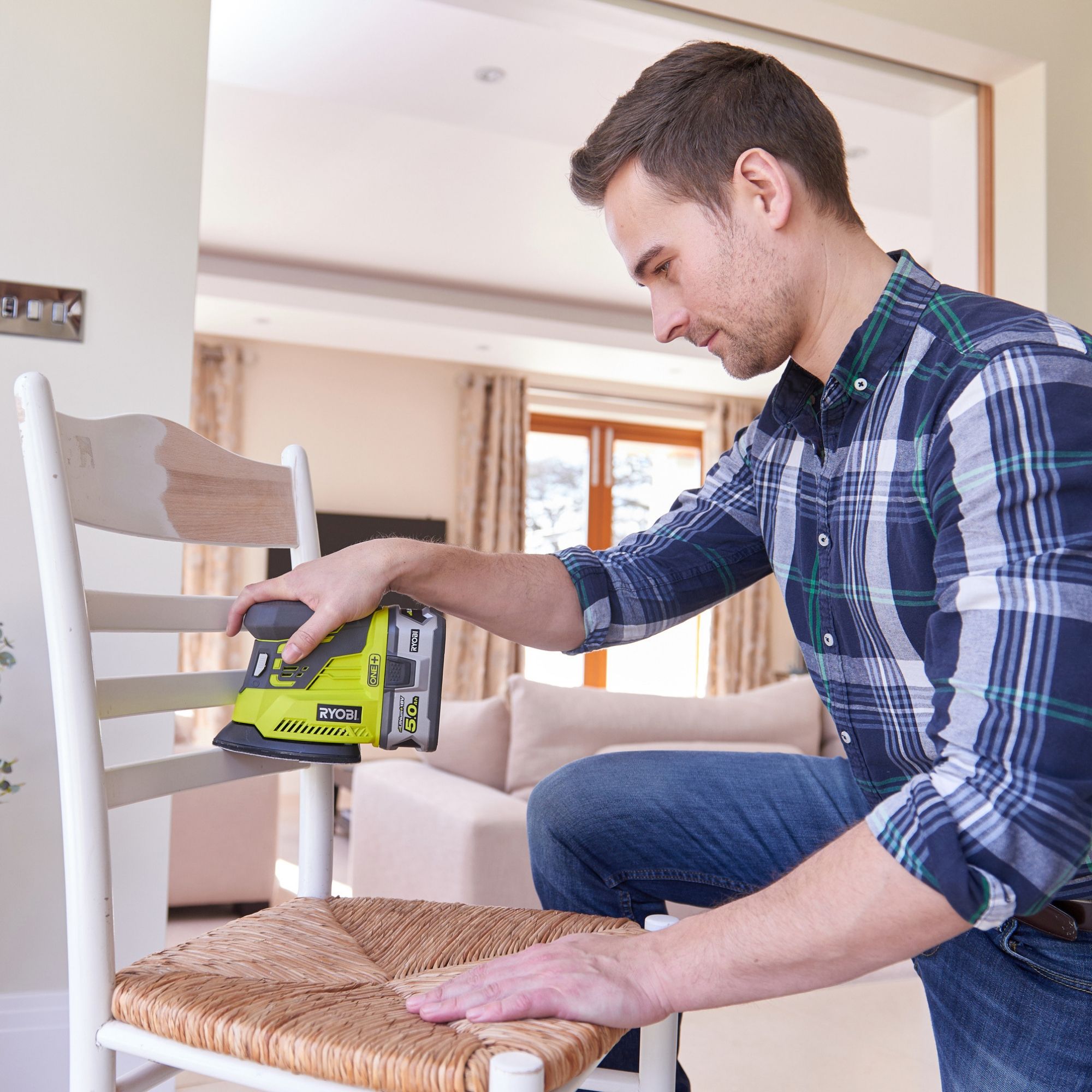 Ryobi small online sander