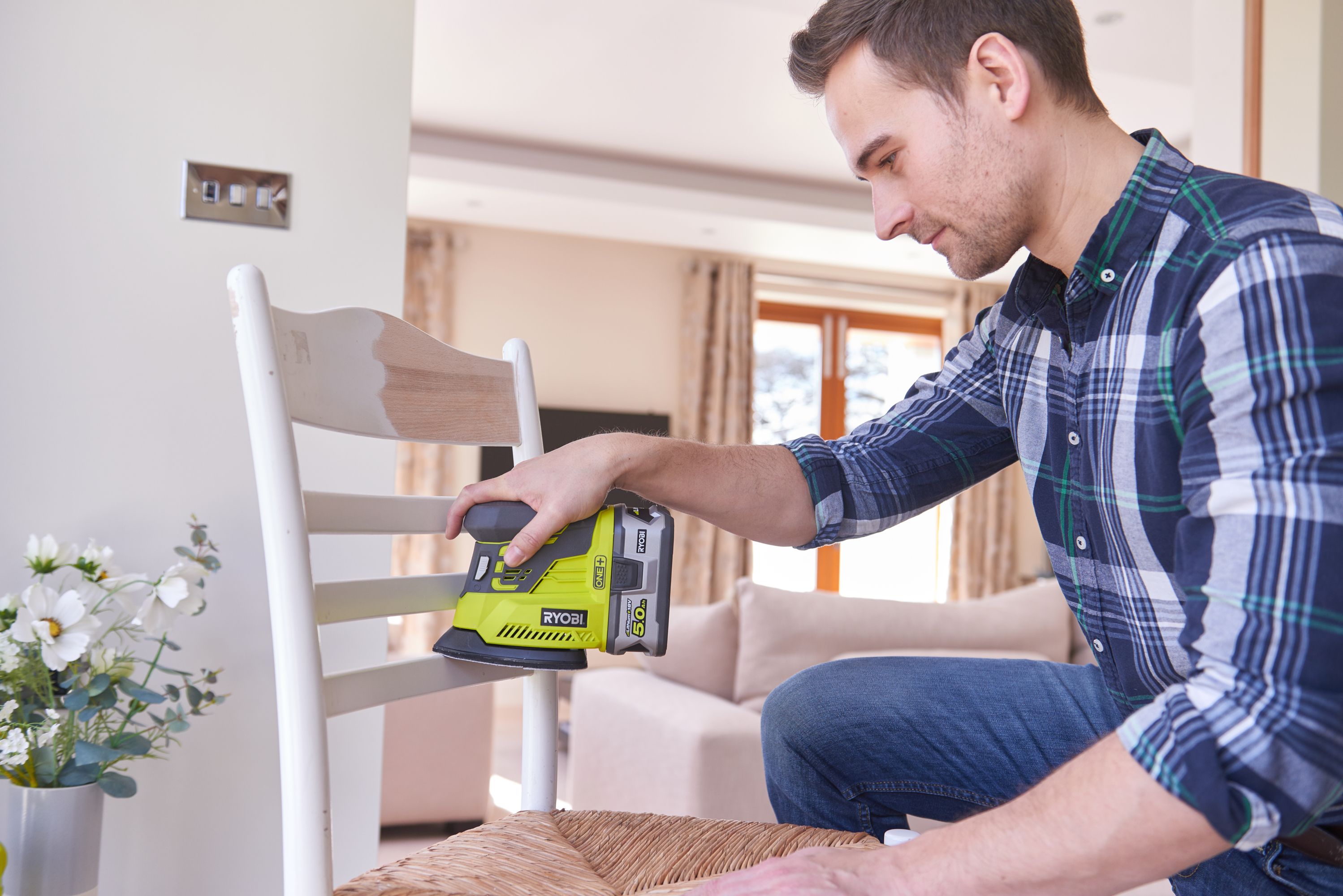 Ryobi one palm online sander