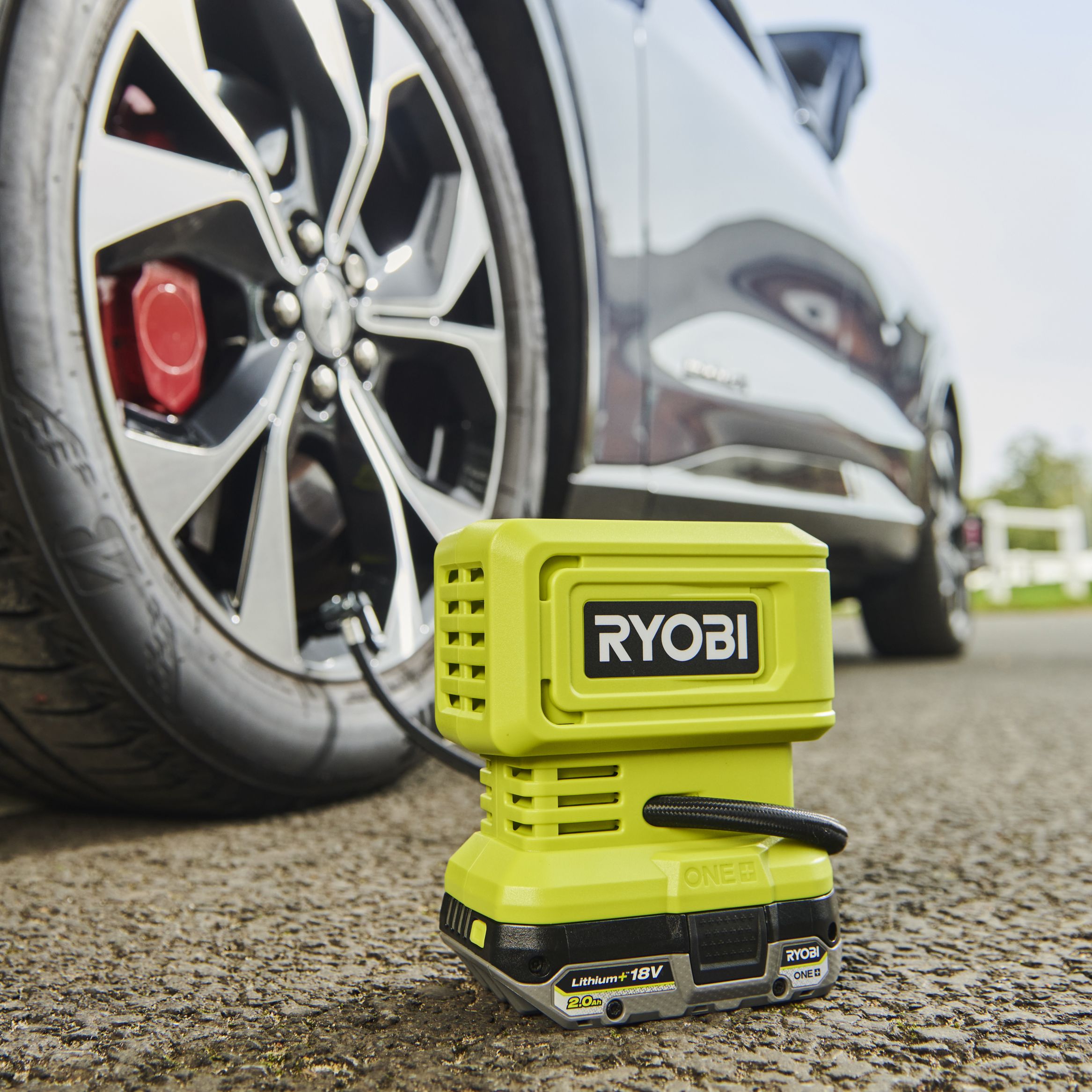 Ryobi One+ 18V Cordless Tyre inflator (Bare Tool) RPI18-0