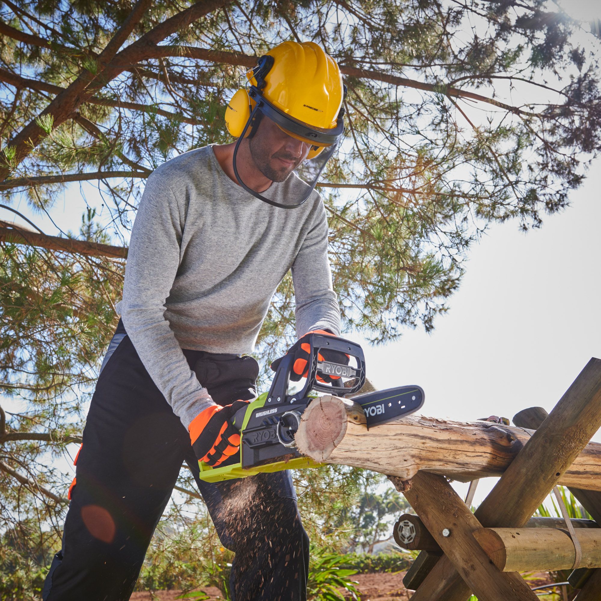 Cordless garden saw discount b&q