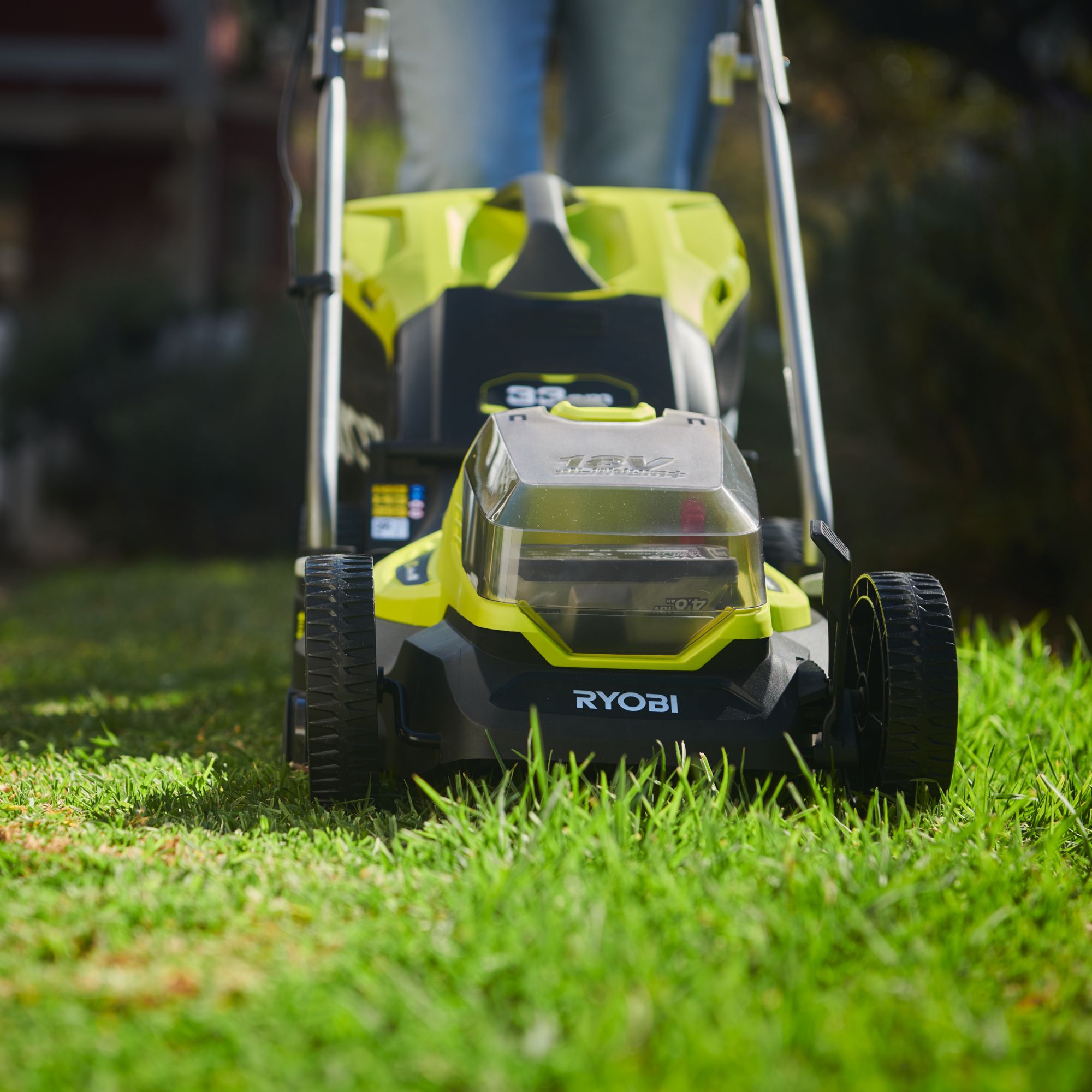 Ryobi ONE RLM18X33B50B Cordless 18V Rotary Lawnmower