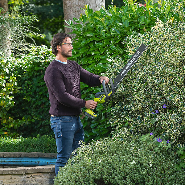 Ryobi ONE+ RY18HT50A-120 18V Cordless 500mm Hedge trimmer Ryobi ONE+ RY18HT50A-120 18V Cordless 500mm Hedge trimmer