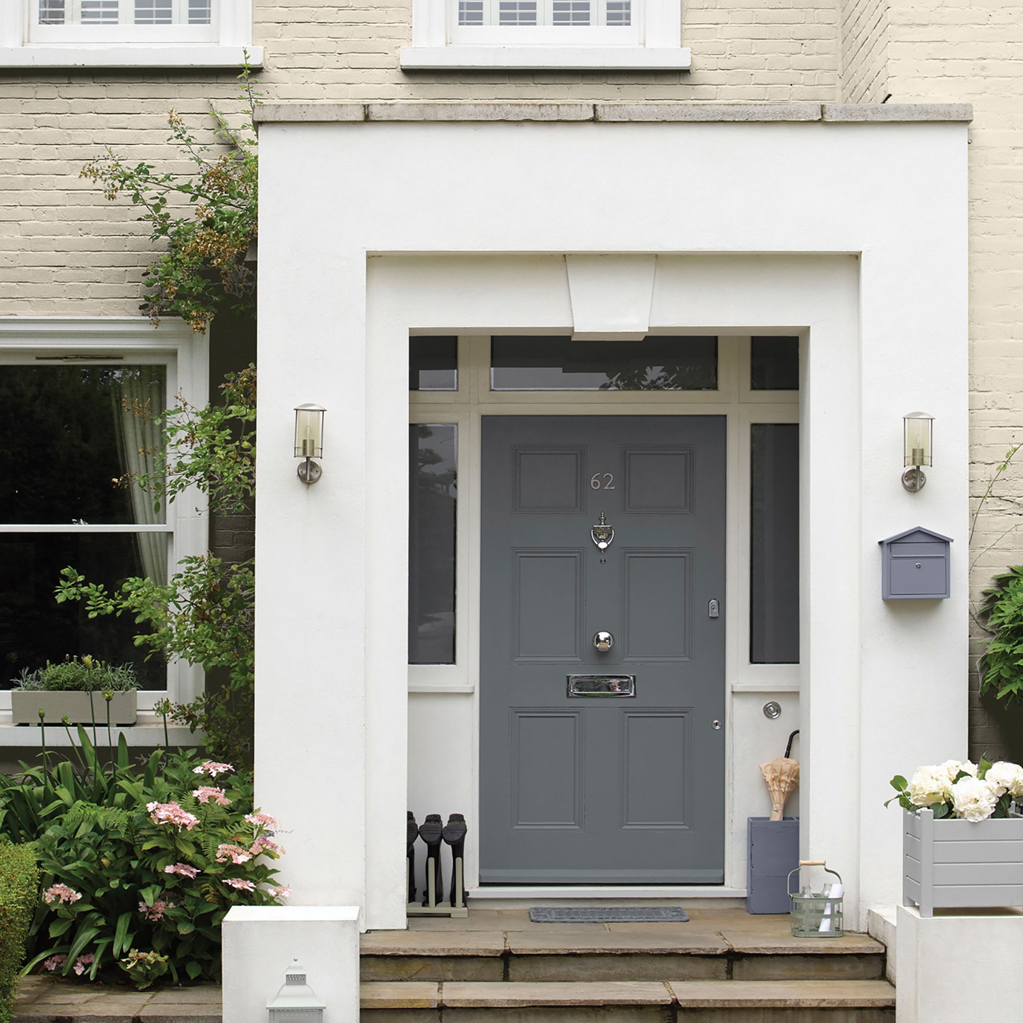 Sandtex Ultra smooth Ivory stone Masonry paint, 10L