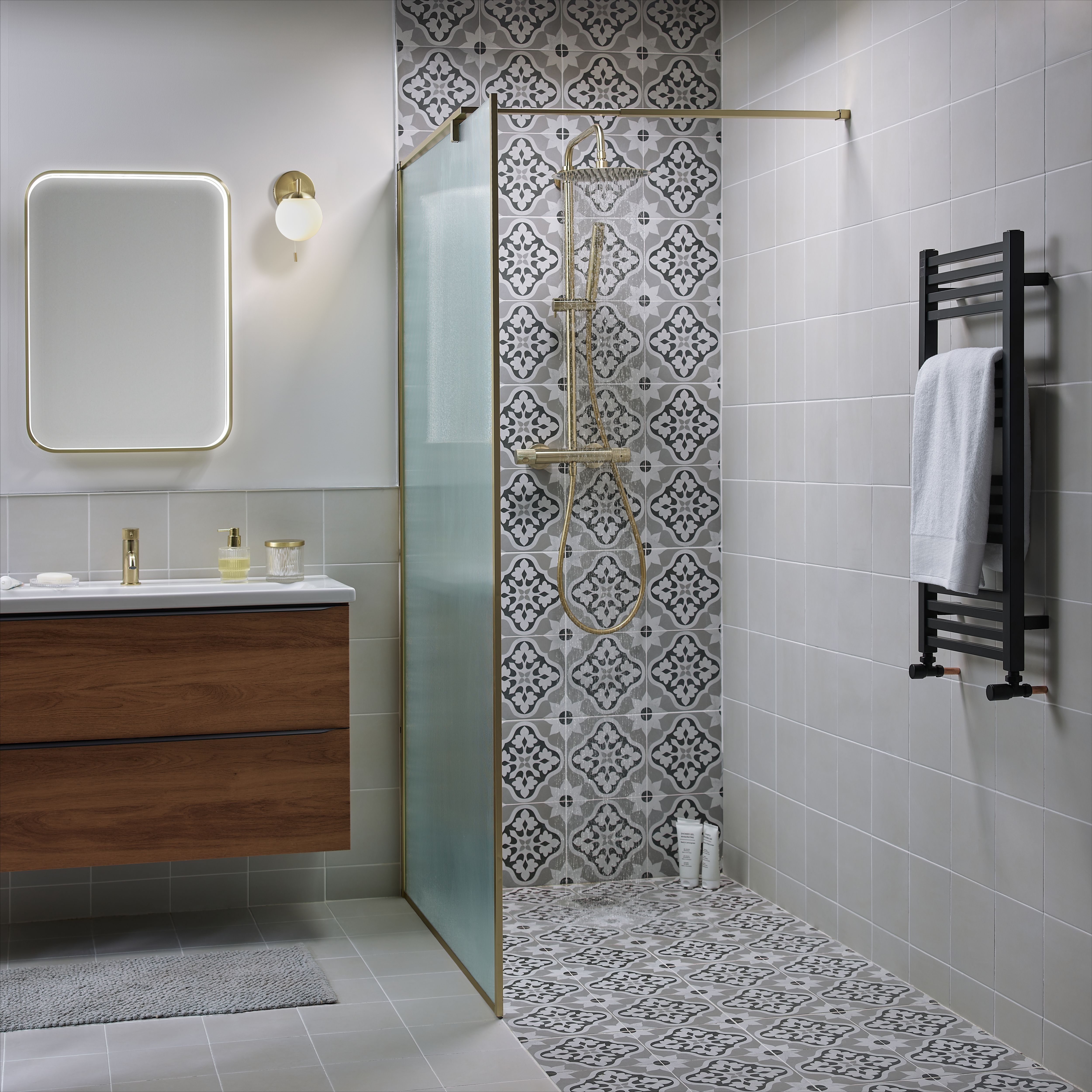 Sensio Aspect Brass effect Rectangular Wall-mounted Bathroom Illuminated mirror (H)70cm (W)50cm