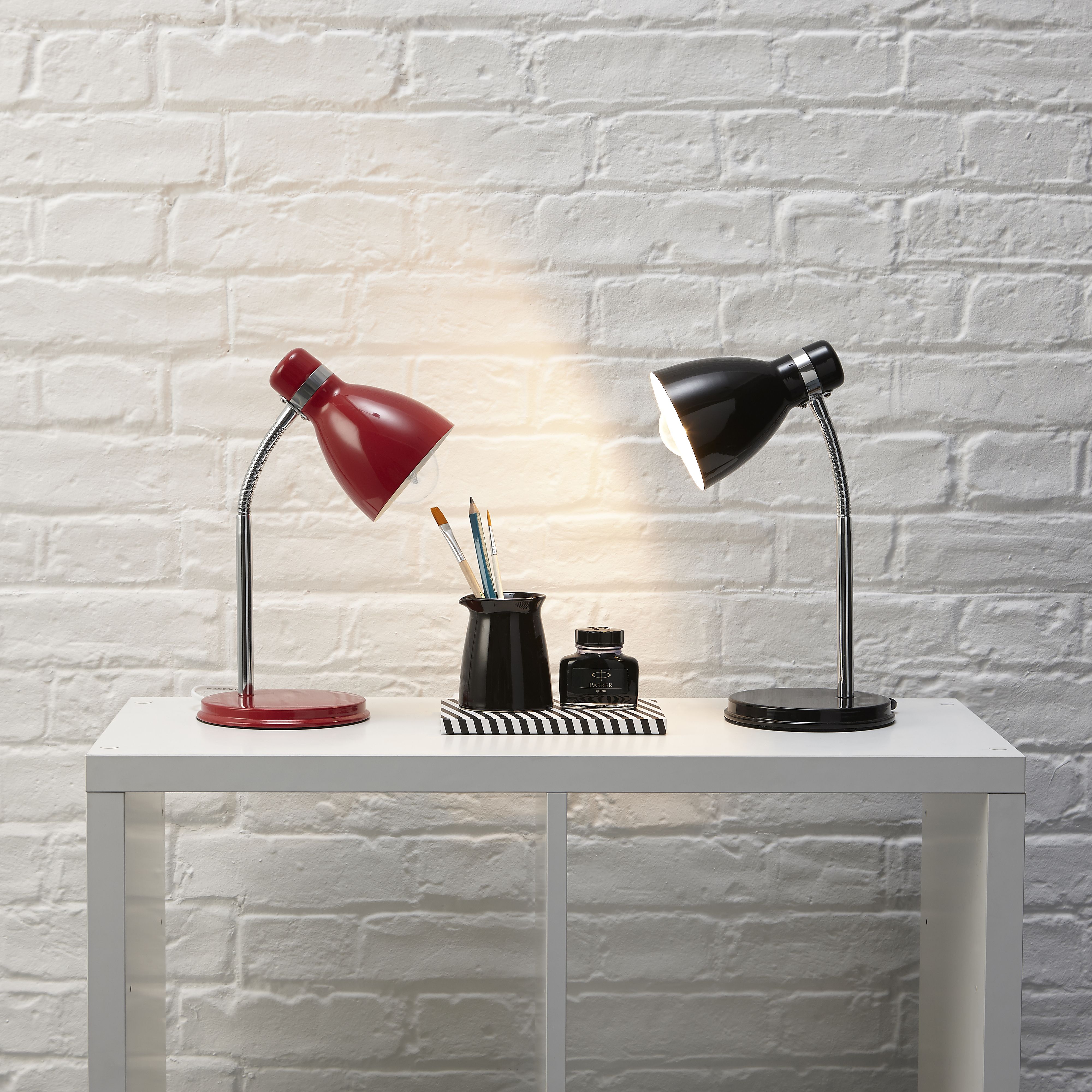 Shelley Red CFL Desk lamp