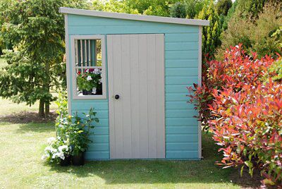 Shire & 8 windows Pent Summer house