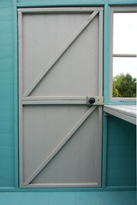 Shire & 8 windows Pent Summer house