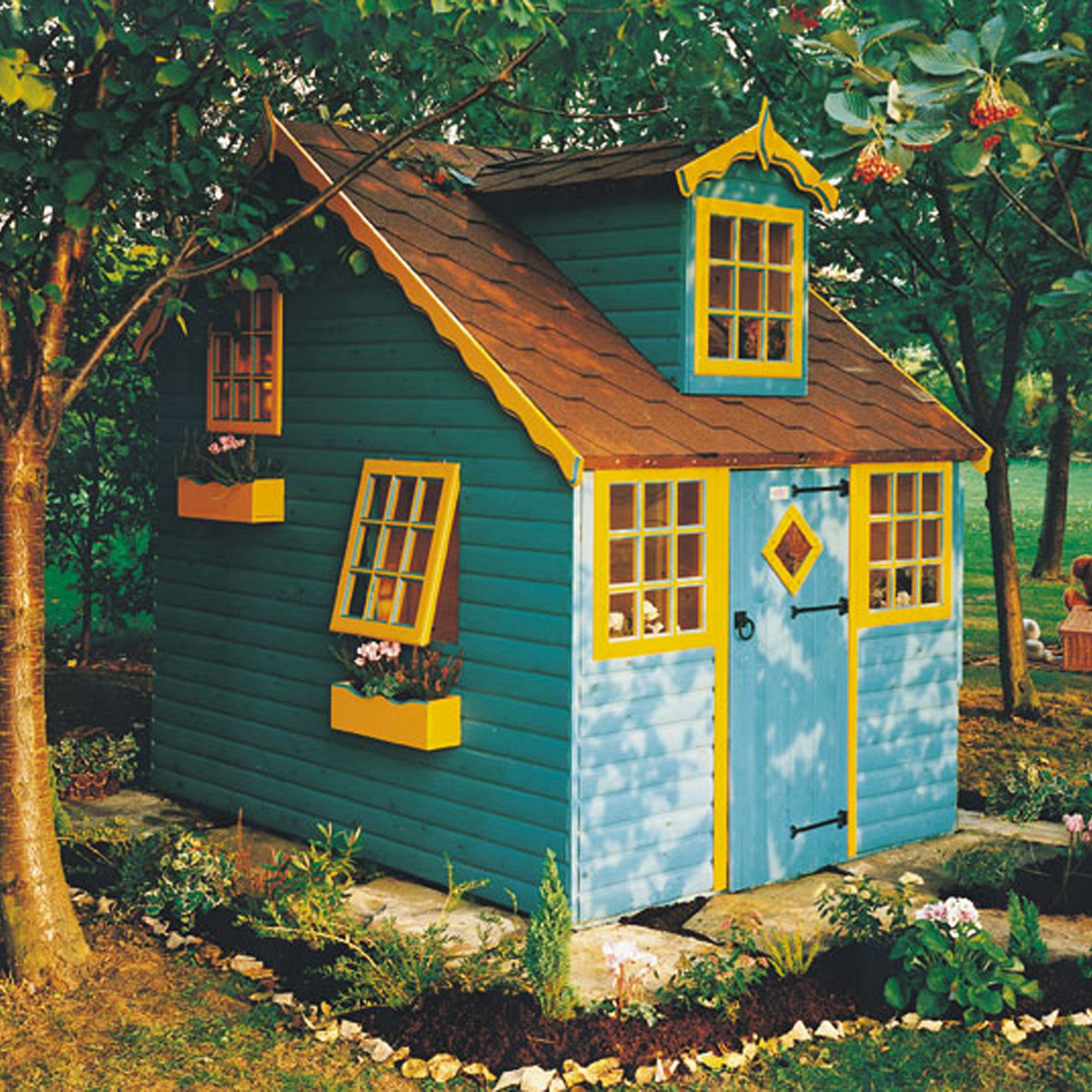 B&q clearance wooden playhouse