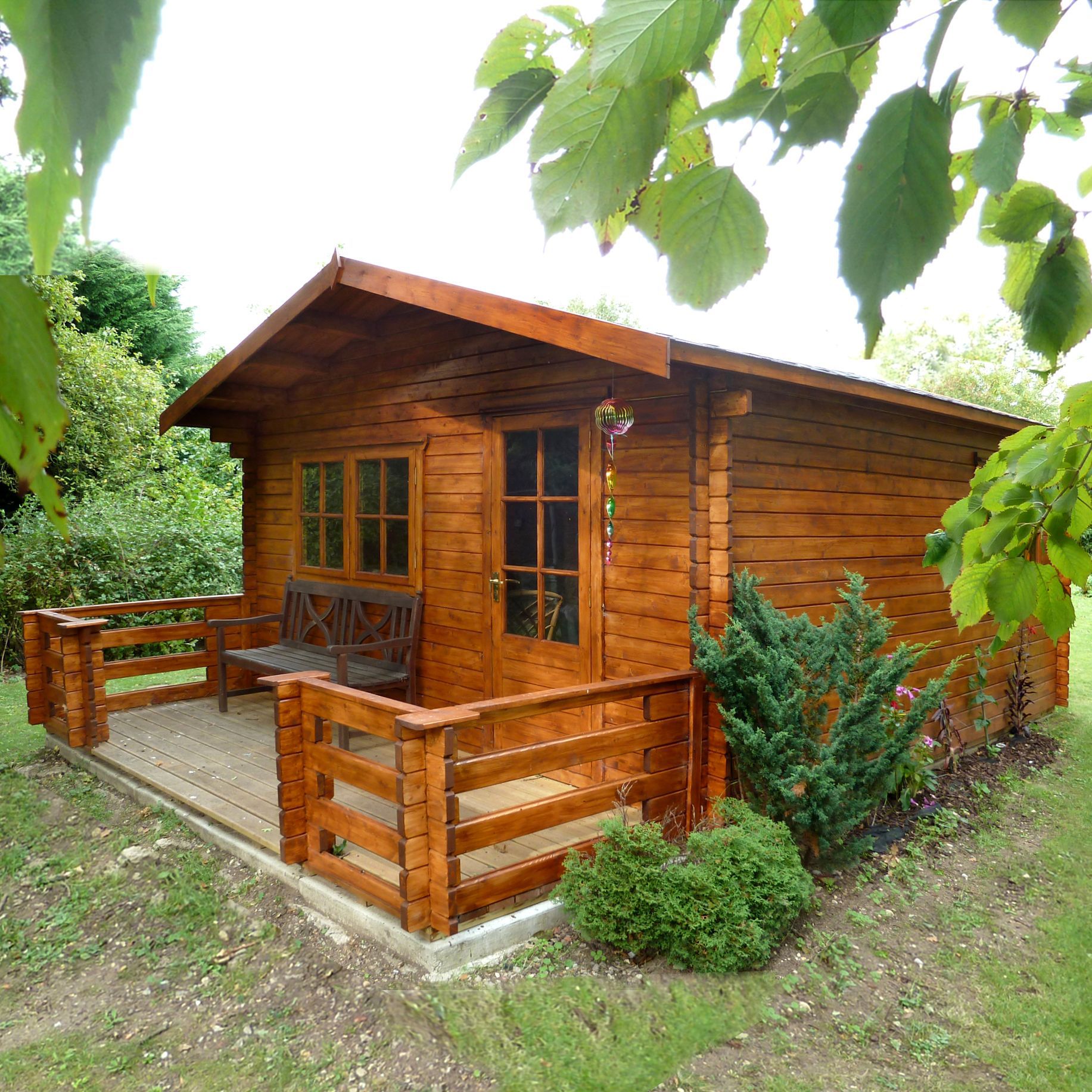 Shire Kinver Toughened glass & 2 windows Apex Wooden Cabin