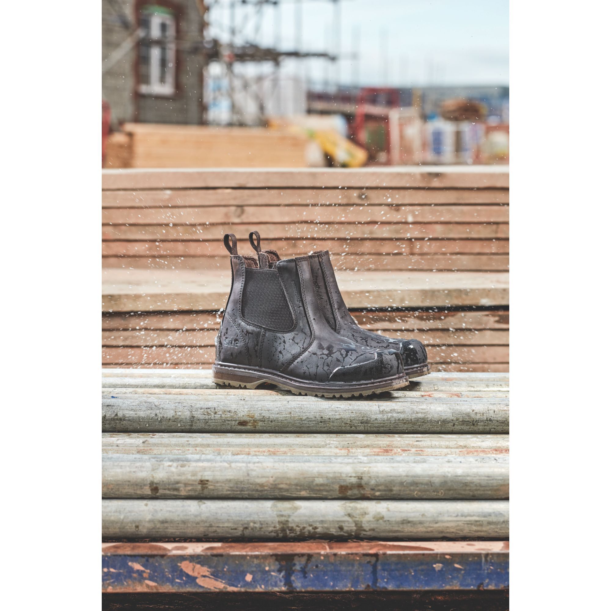 Site Brown Dealer boots Size 9