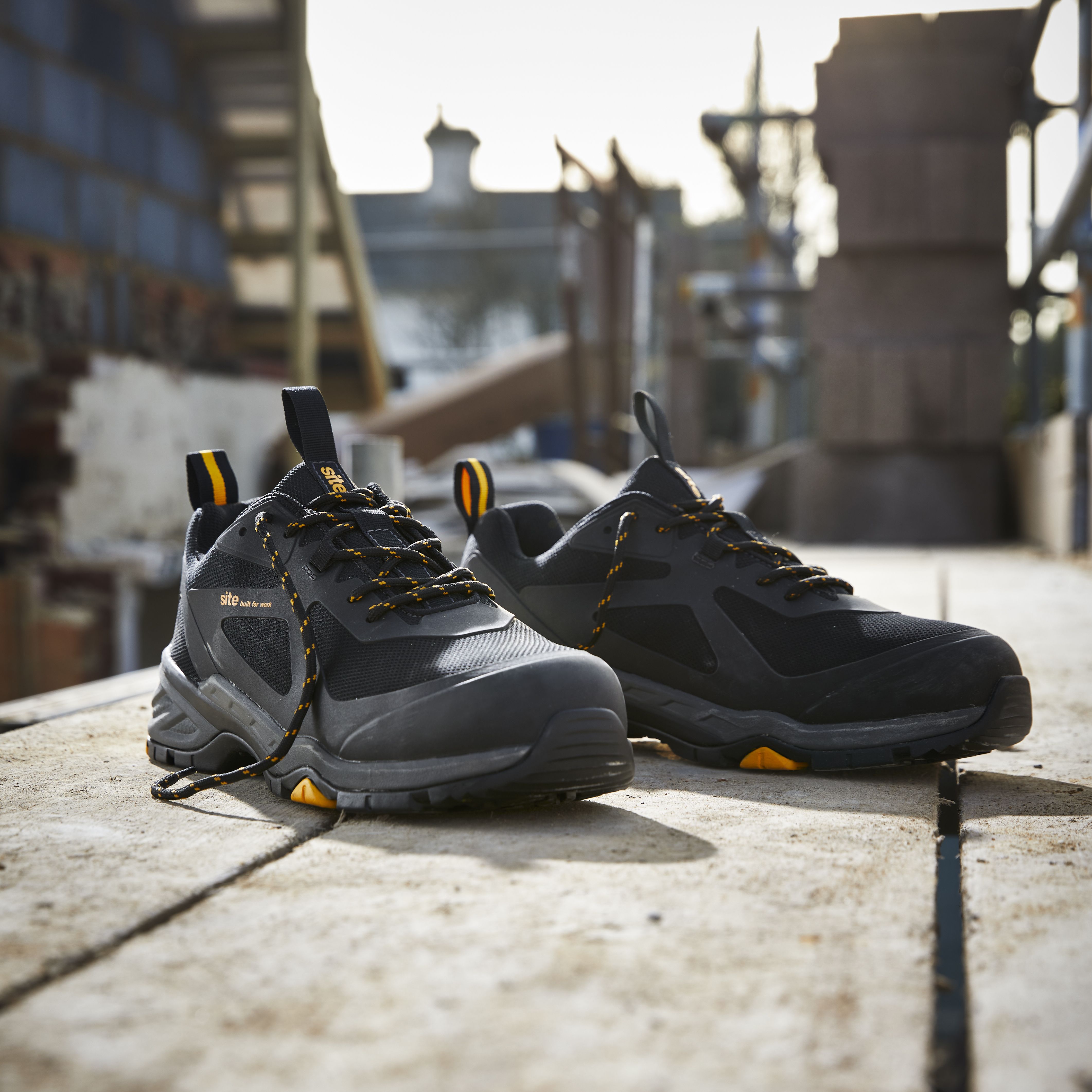 Site Jarosite Black Safety trainers, Size 9