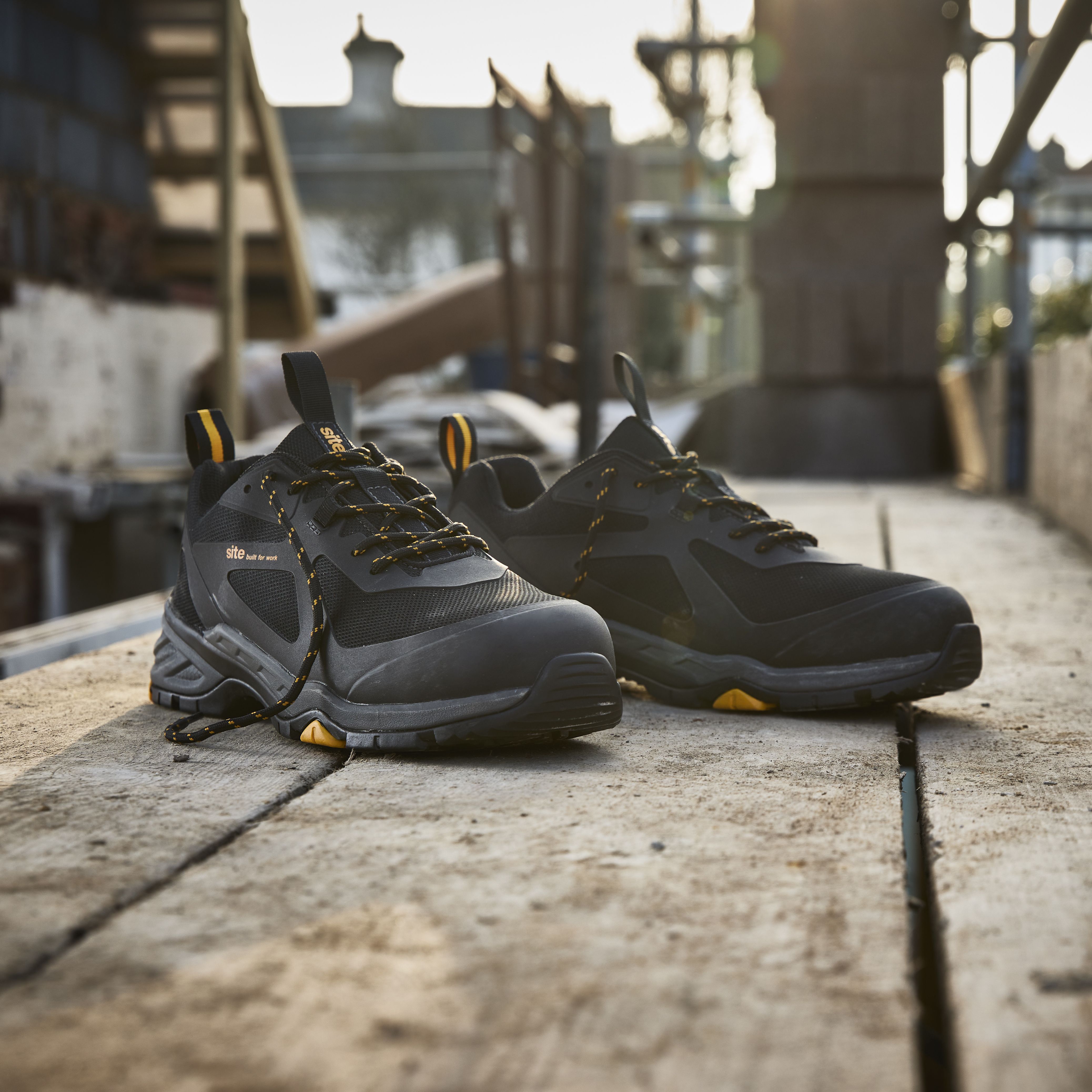 Site Jarosite Black Safety trainers, Size 9