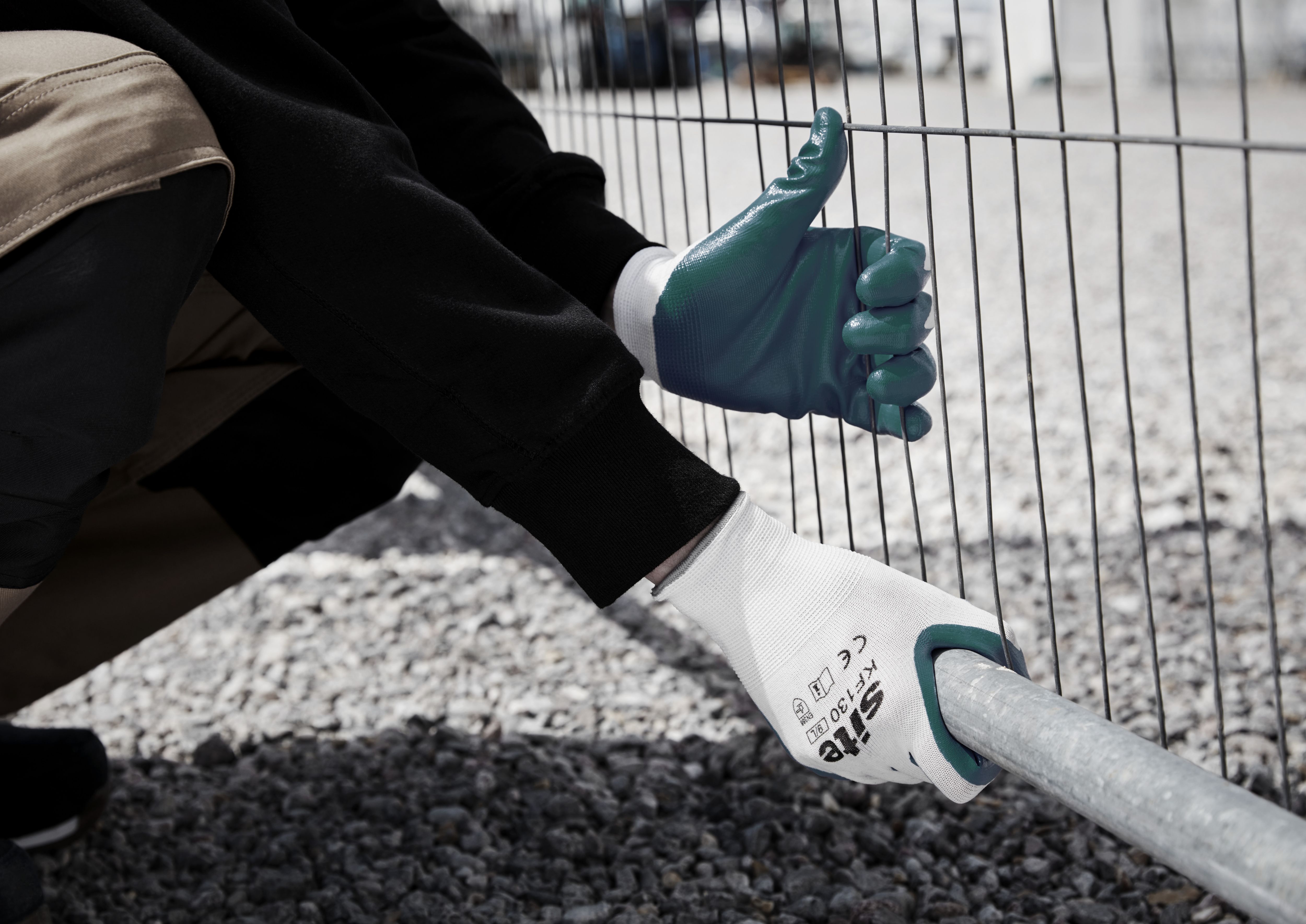 Site Nylon Blue General handling gloves, Medium DIY at B&Q