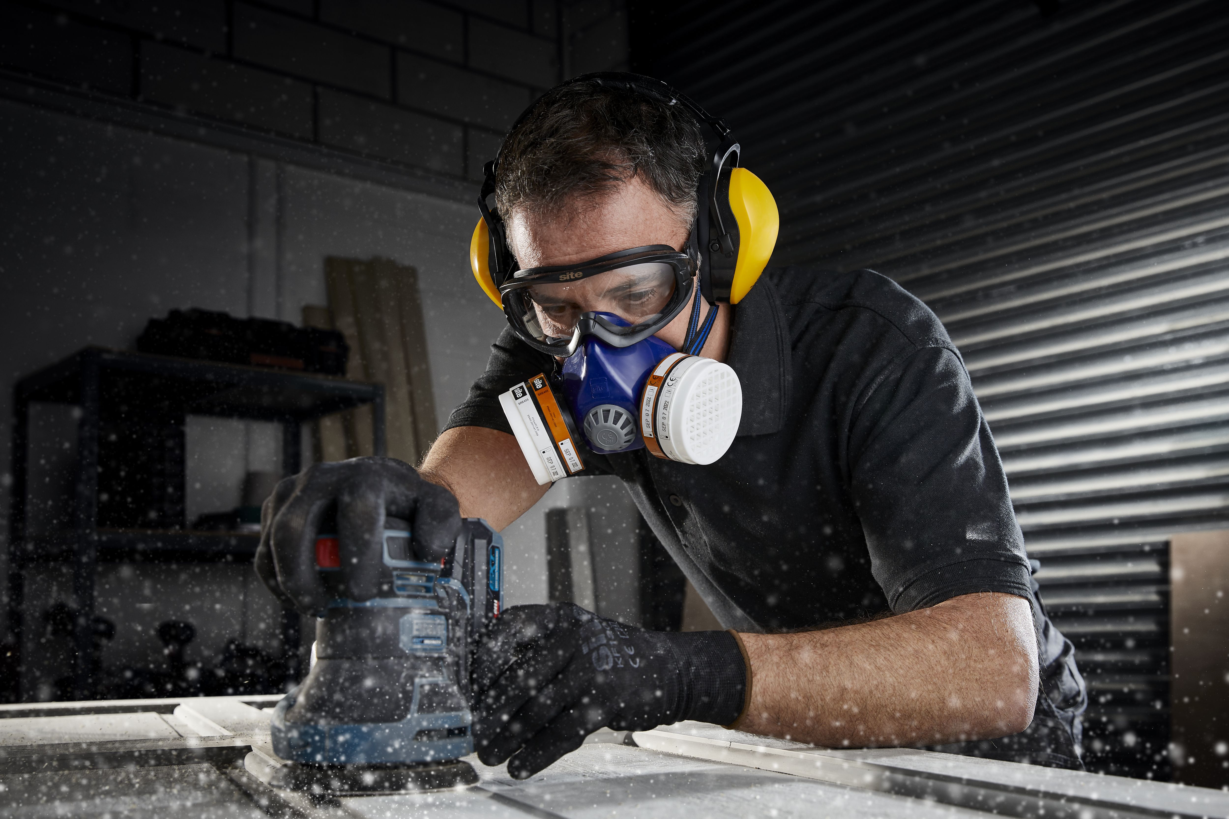 Site Reusable respiratory mask A1-P2