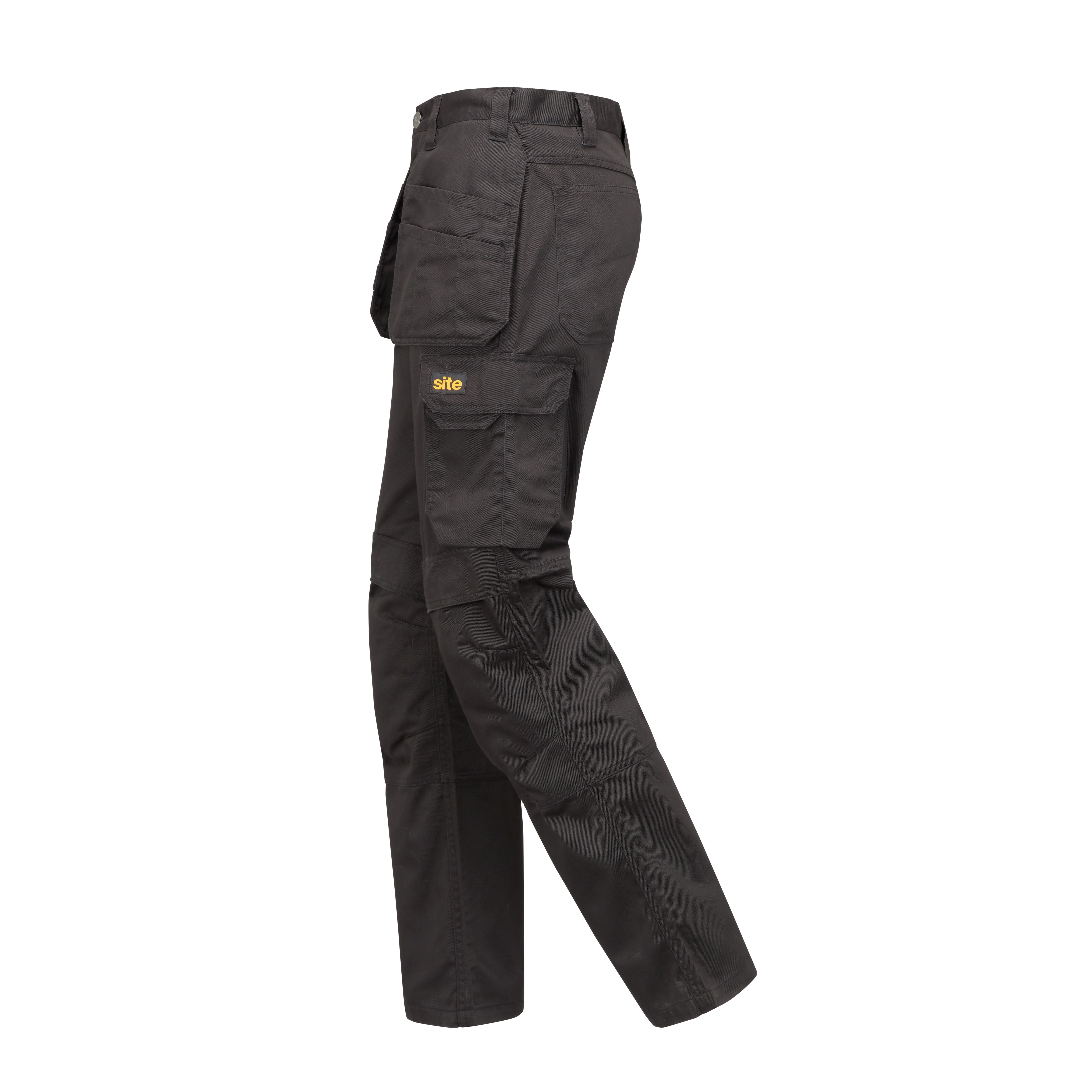 Black trousers with clearance pockets