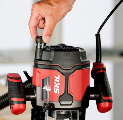 Skil 1200W 220-240V Corded Router VA1U1851AA