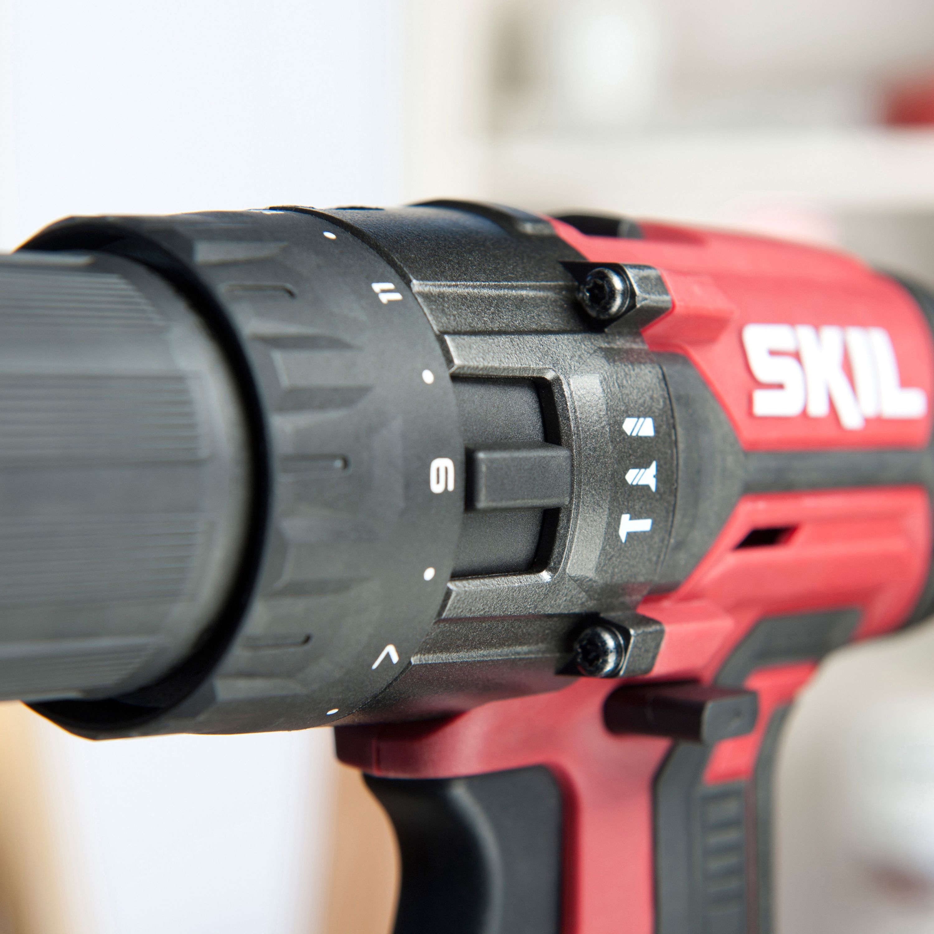Skil 20V Li-ion Cordless Combi drill (1 x 2Ah) - CD1U3005GA