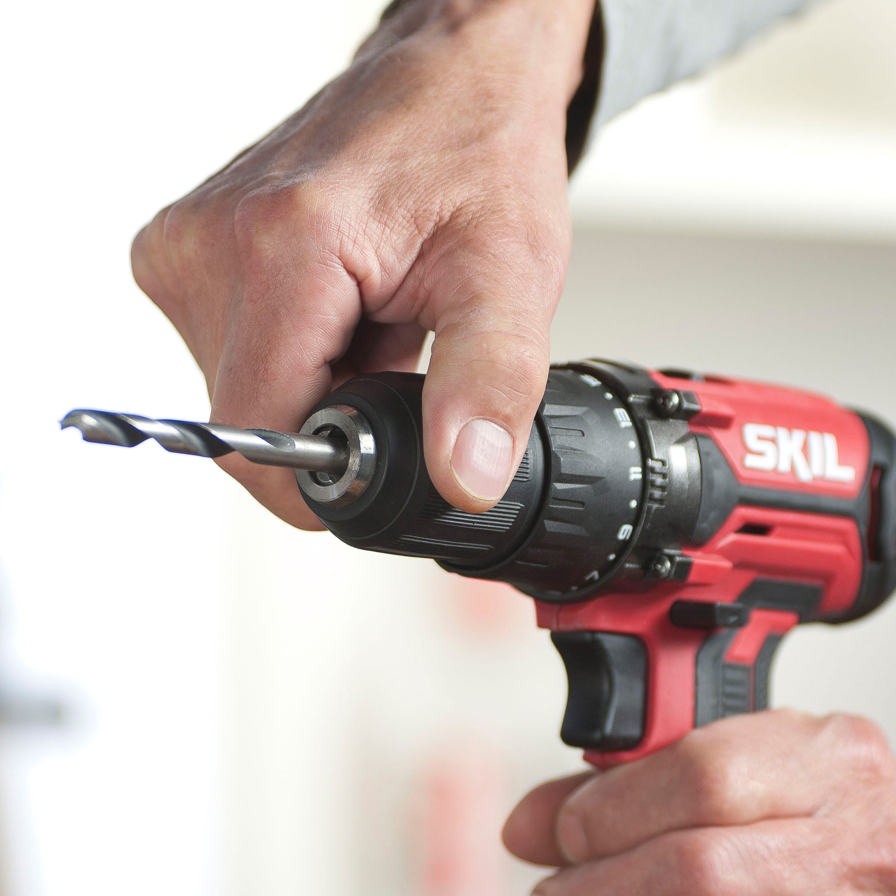 Skil 20V Li-ion Cordless Combi drill (1 x 2Ah) - CD1U3005GA