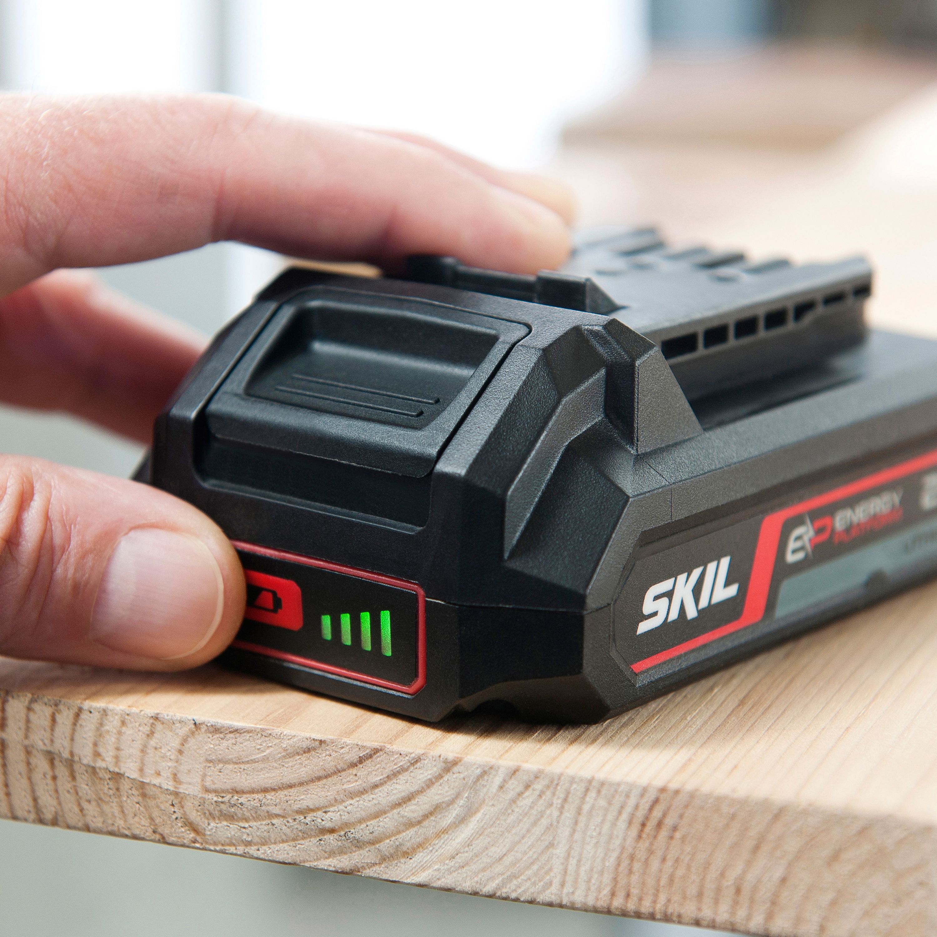 Skil 20V Li-ion Cordless Combi drill (1 x 2Ah) - CD1U3005GA