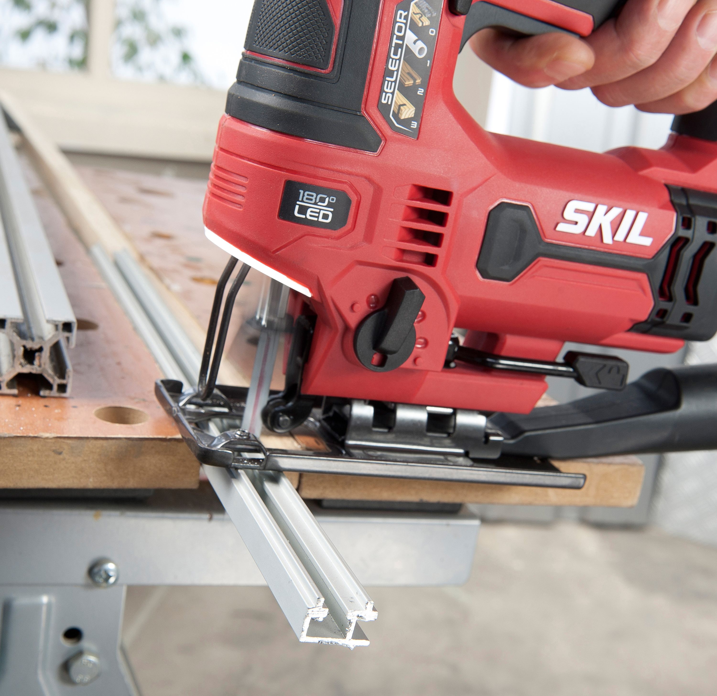 Skil 600W 220-240V Corded Jigsaw SW1E4511AA