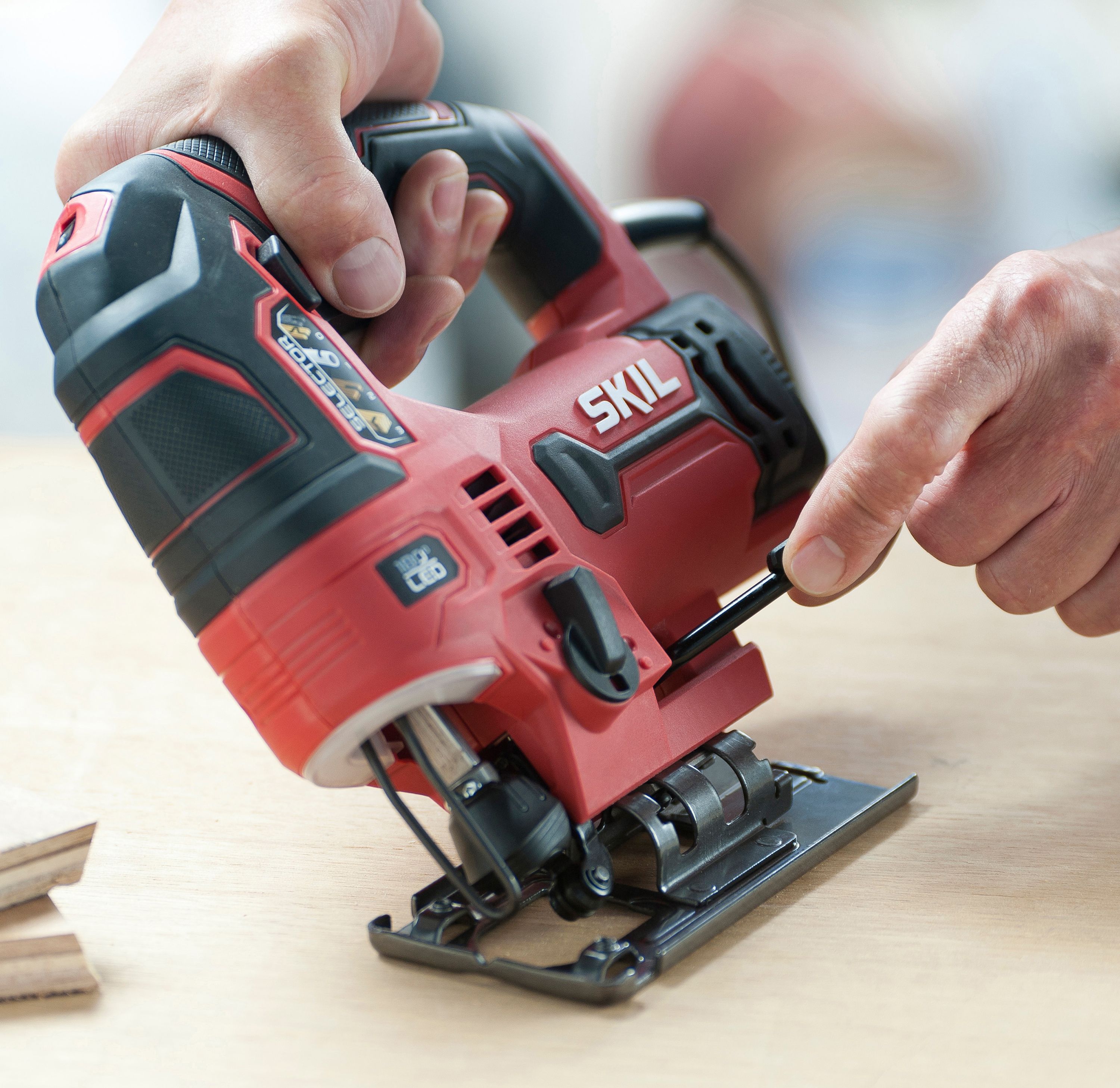 Skil 600W 220-240V Corded Jigsaw SW1E4511AA