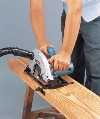 SKIP19D MAKITA 5704RK 190MM CIRCULAR SAW