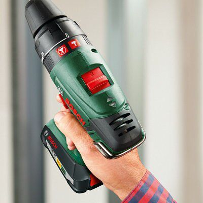 SKIP20A BOSCH PSB 18 LI 2 COMBI 2 X 2.5A
