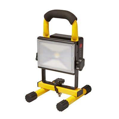 B and on sale q floodlight