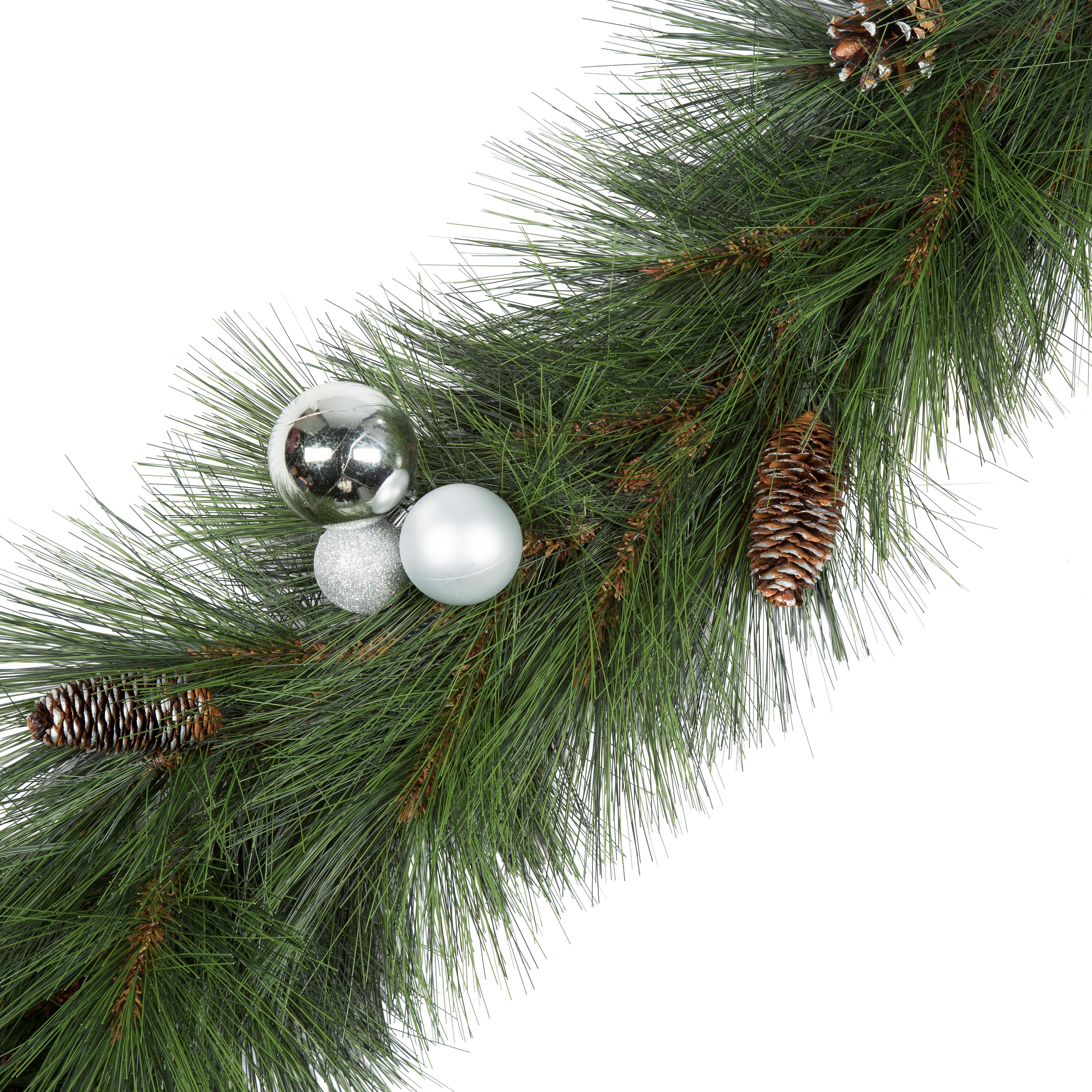 SKIP20D 9FT SILVER EFFECT BAUBLE GARLAND
