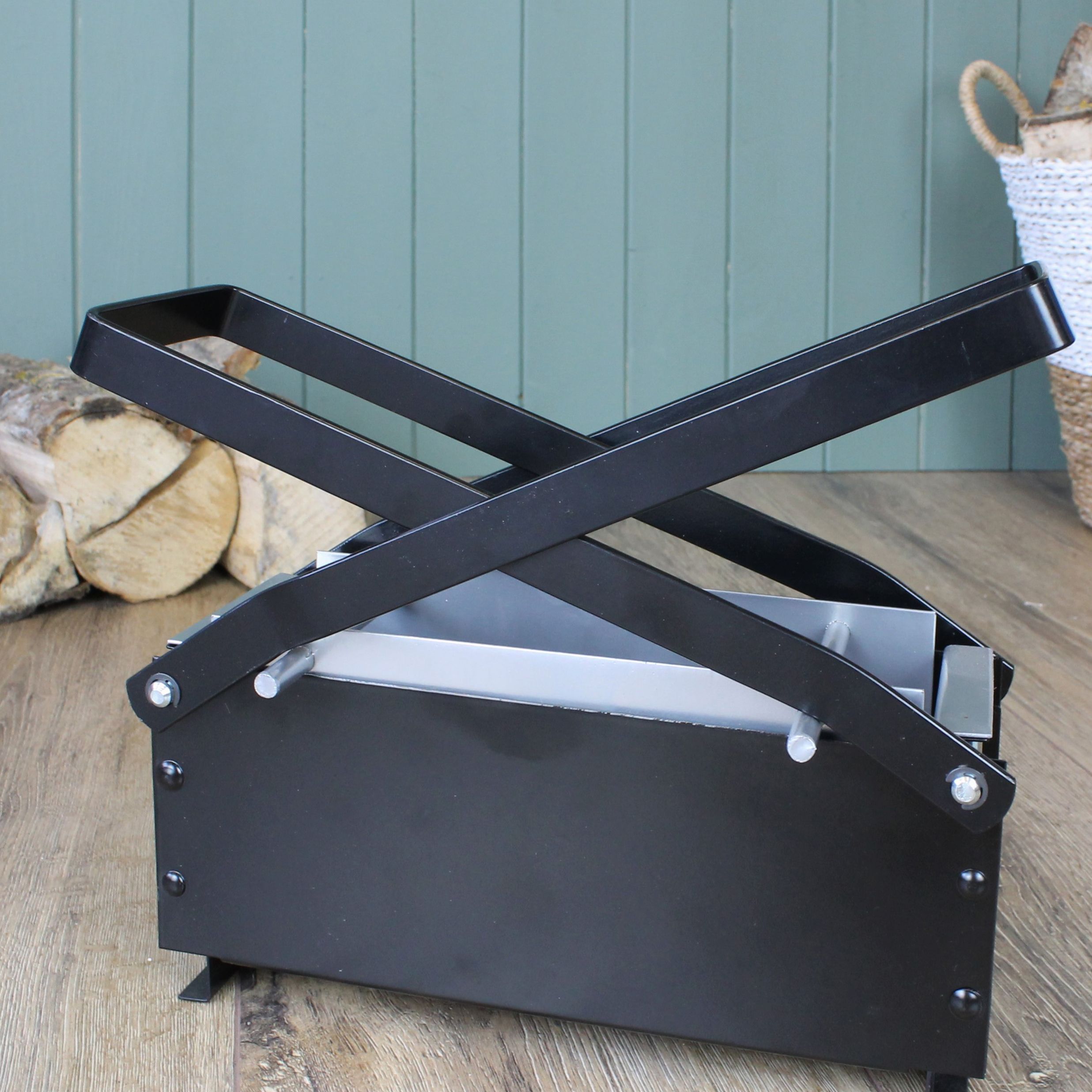 Slemcka Paper log maker (H)135mm (W)320mm (D)115mm