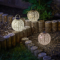 Smart Garden Damasquette Cream Metal Solar-powered Outdoor LED Lantern