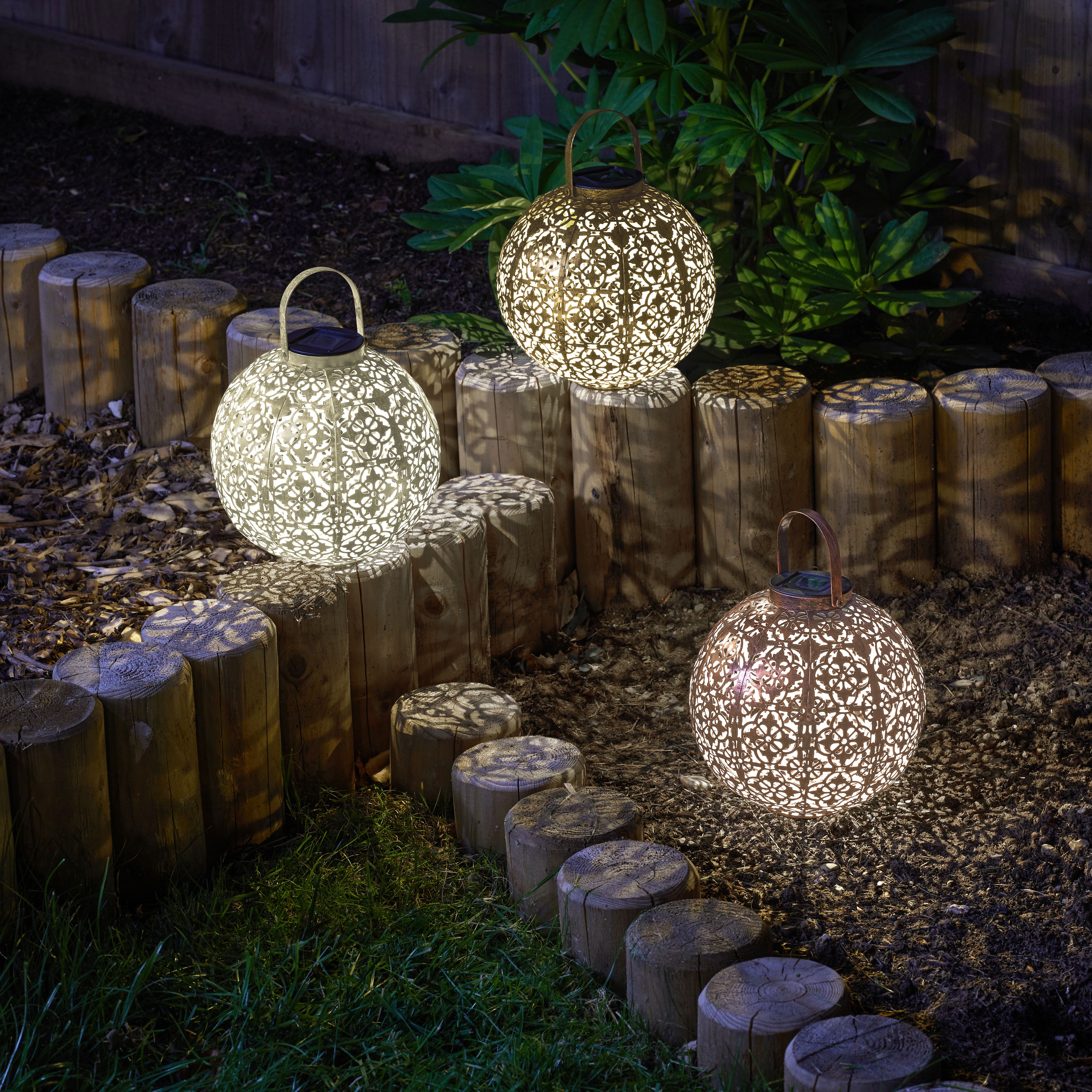 B&q garden deals lanterns