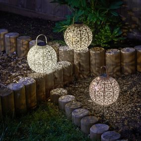Smart Garden Damasquette Metal Gold effect Solar-powered Outdoor LED Lantern