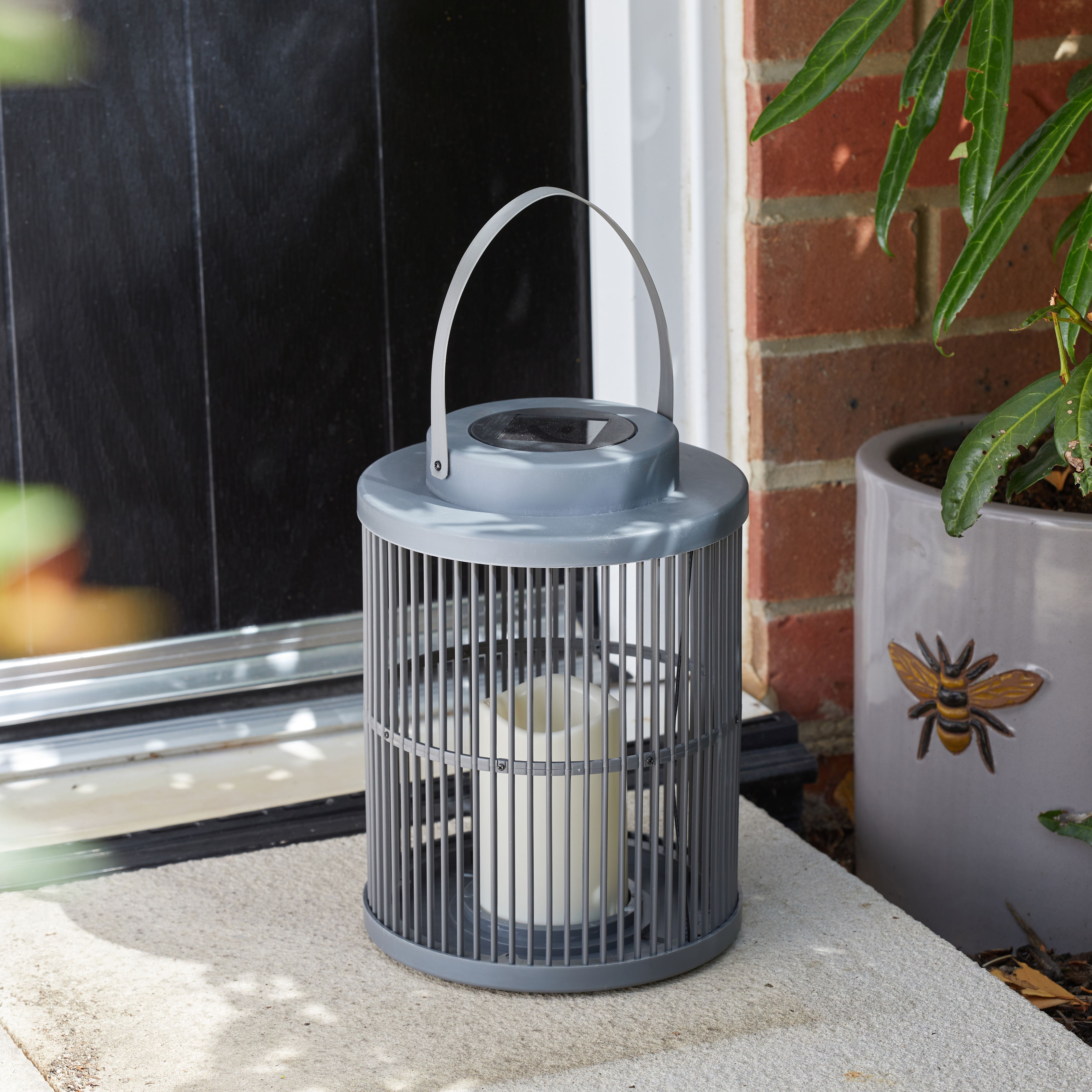 Smart Garden Urbane Slate Plastic Solar-powered Outdoor LED Small Lantern