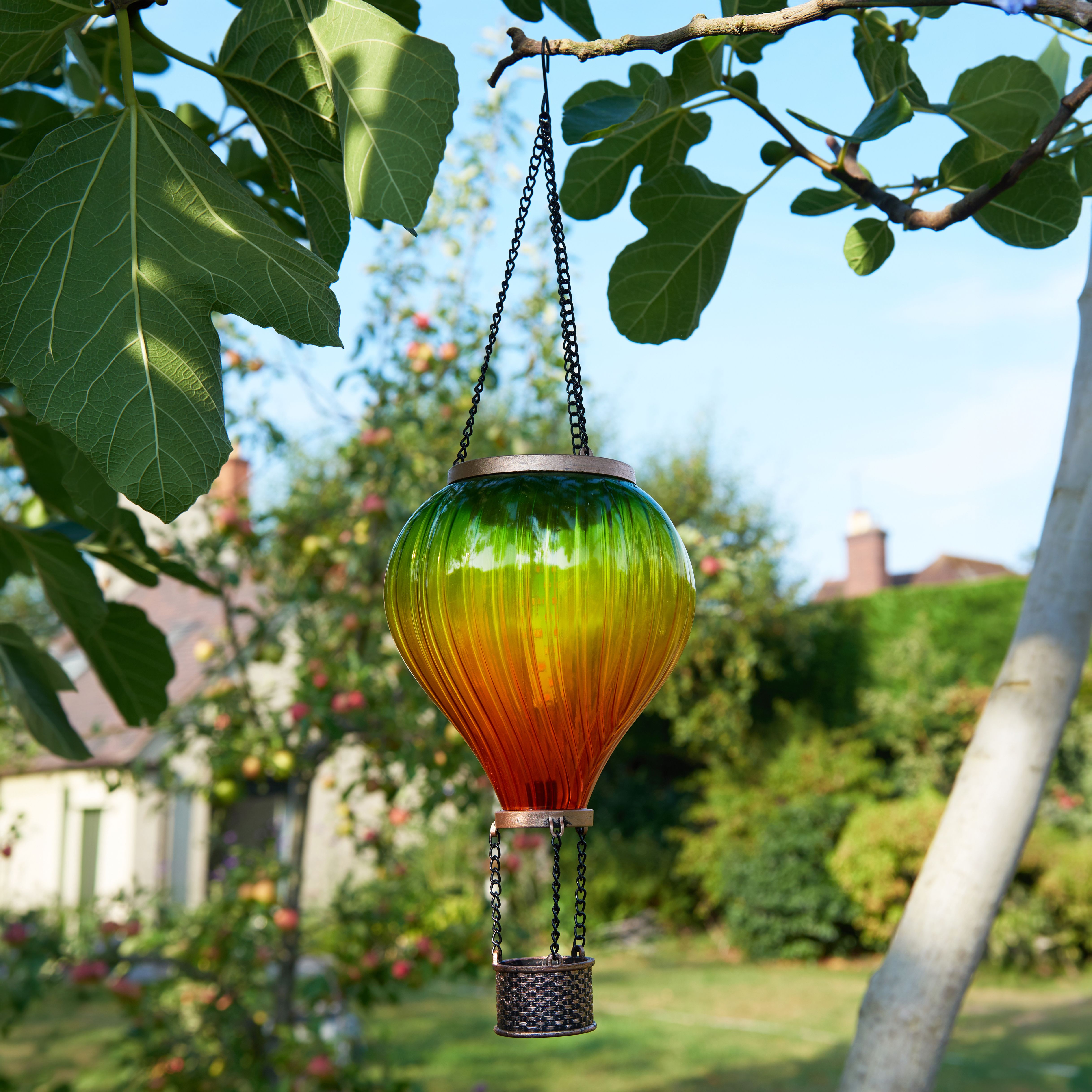 Smart Solar Dawn Metal & plastic Solar-powered Outdoor Integrated LED Medium Balloon Hanging lantern