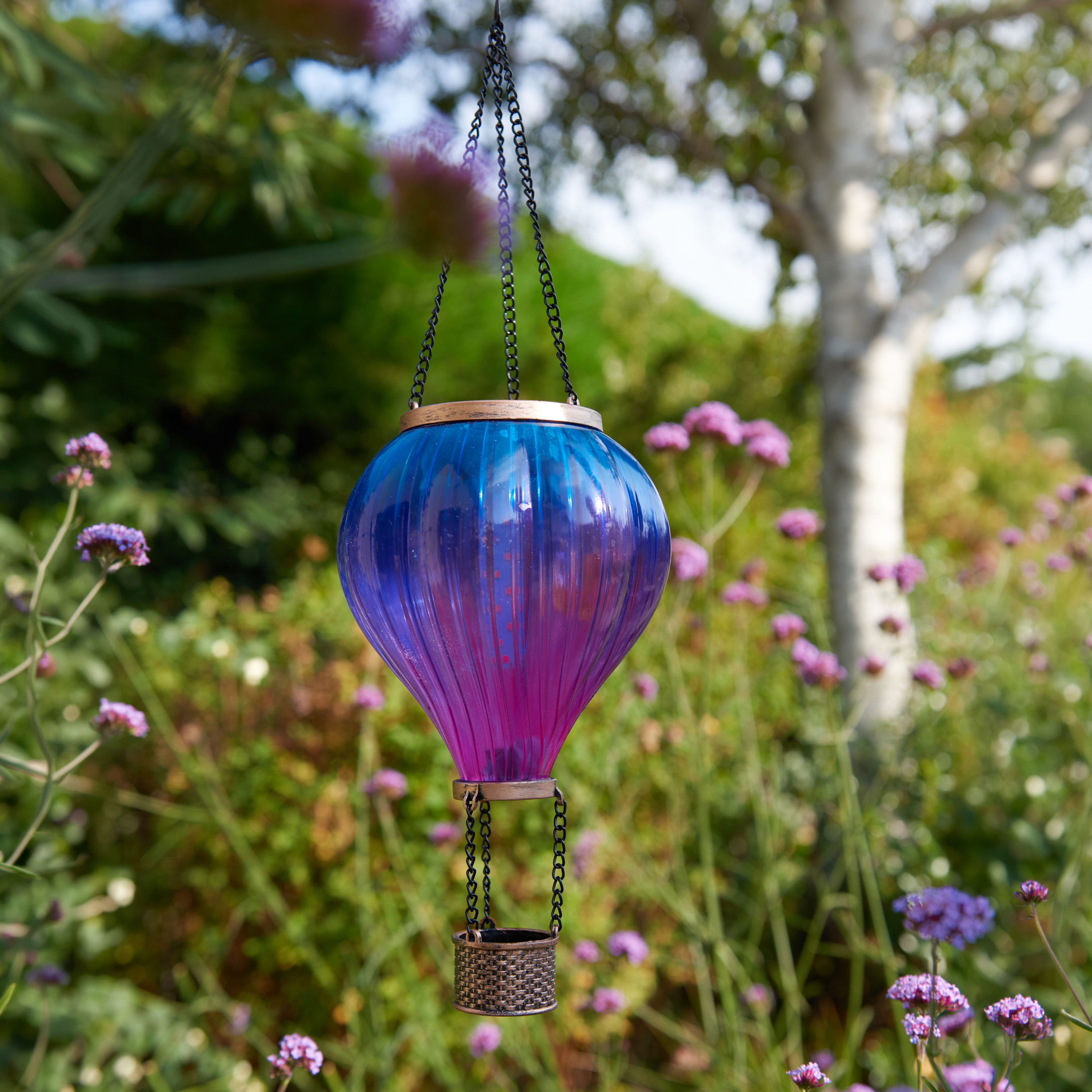 Smart Solar Twilight Metal & plastic Solar-powered Outdoor Integrated LED Medium Balloon Hanging lantern