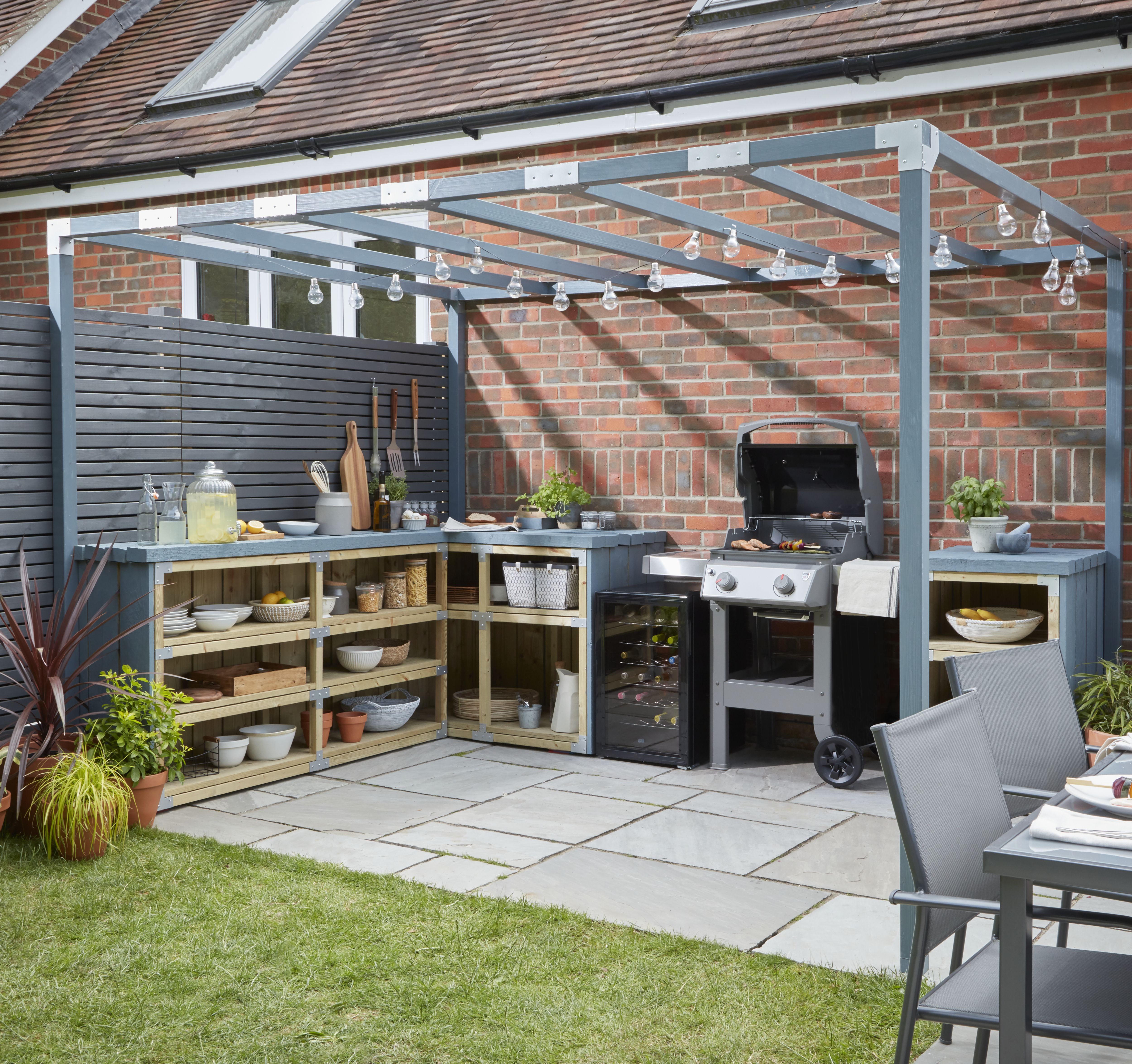 Smooth Planed Whitewood Stick timber (L)1.8m (W)38mm (T)38mm