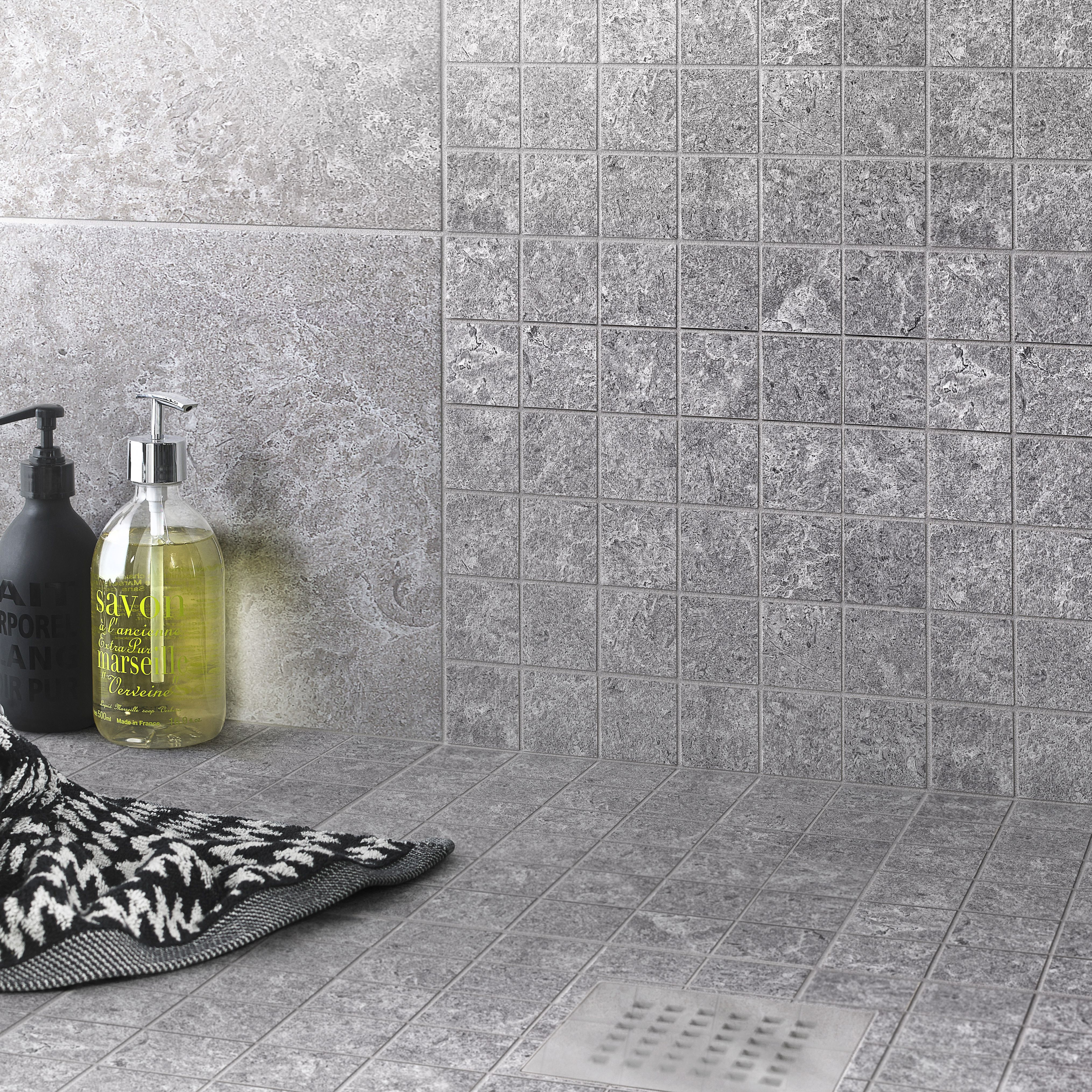 Soft lime stone Grey Matt Patterned Stone effect Porcelain Wall