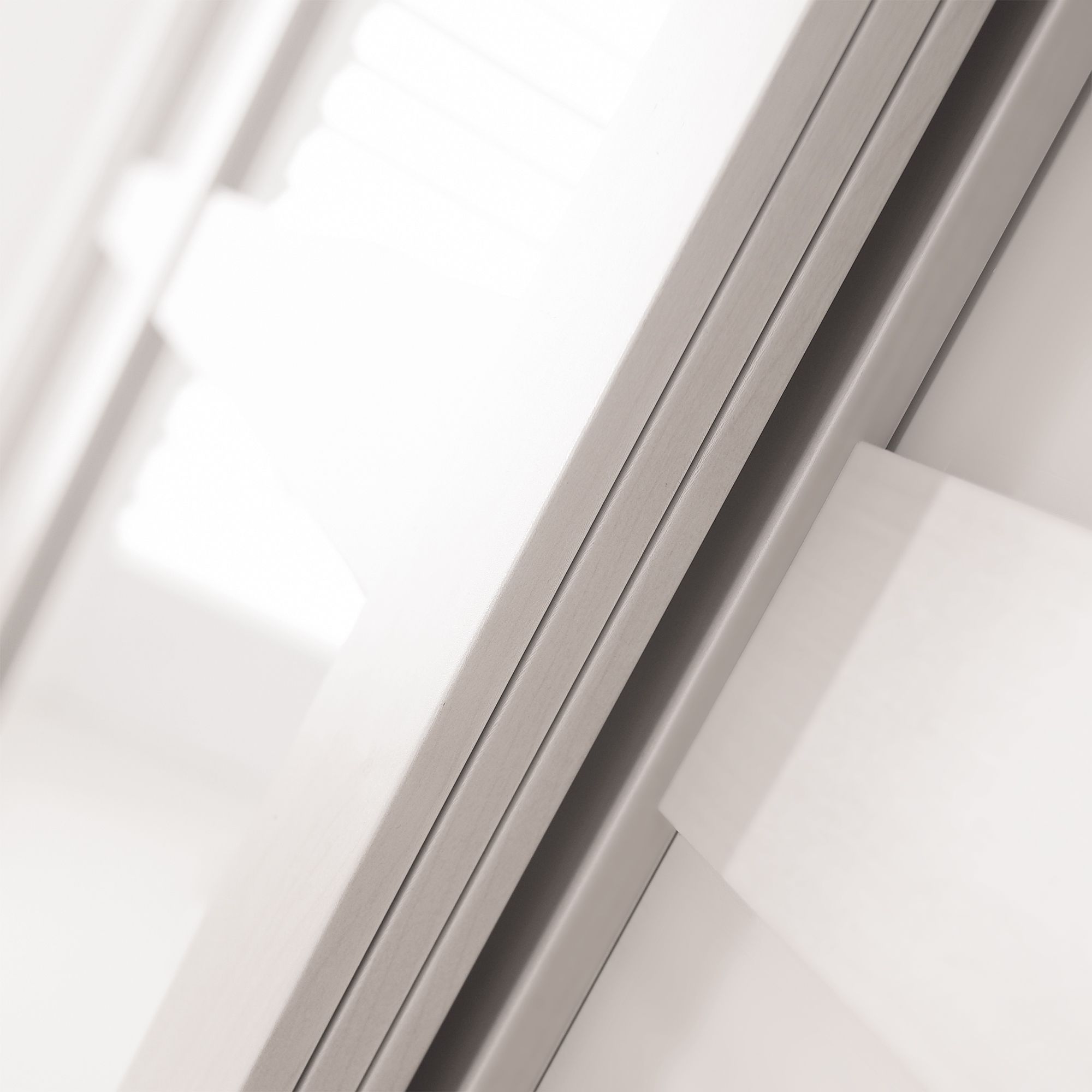Spacepro 1 Panel Mirrored White framed Sliding wardrobe door (H)2220mm (W)762mm