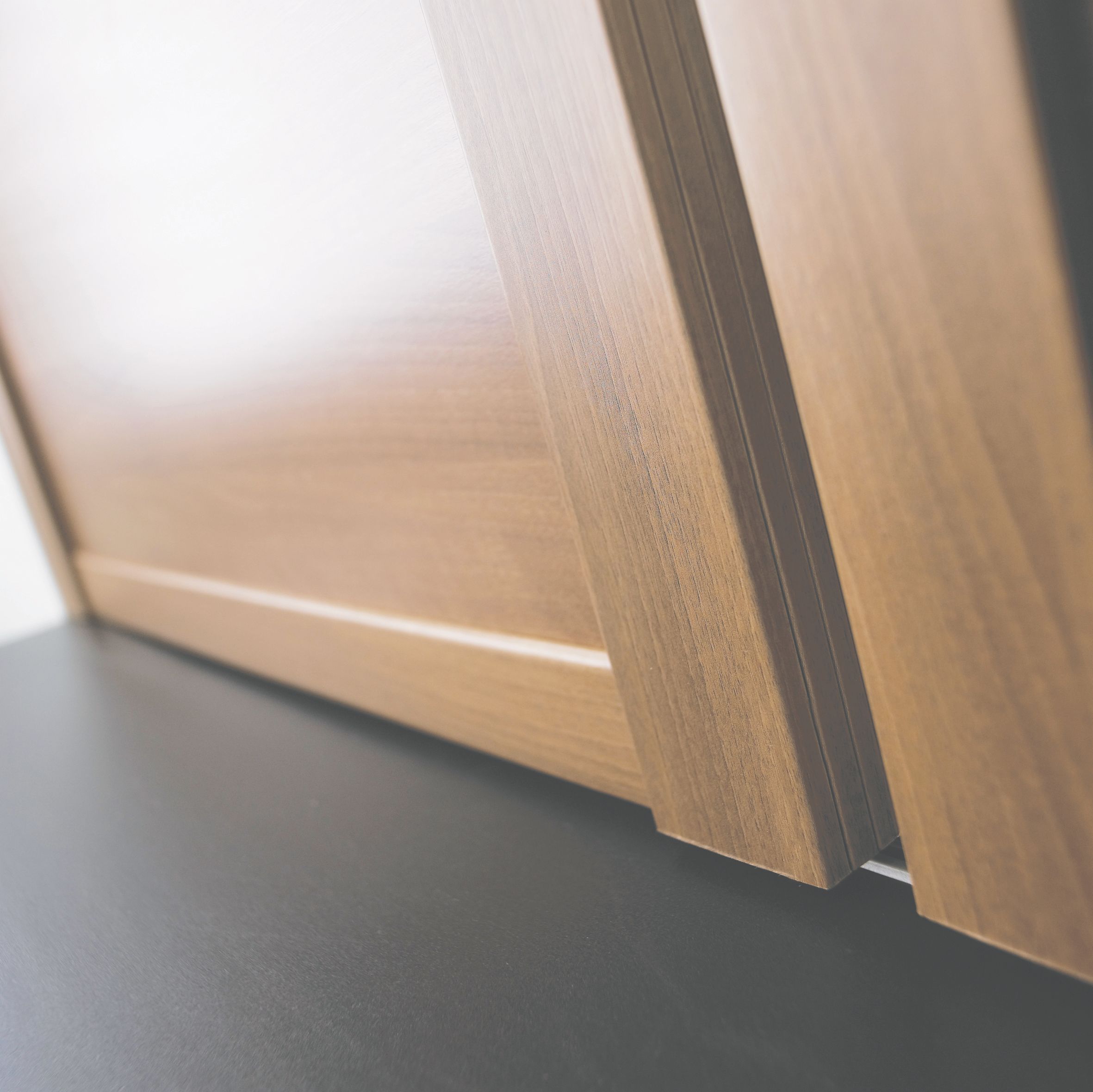 Spacepro Panel Shaker Oak effect 4 door Sliding Wardrobe Door kit (H)2223mm (W)762mm