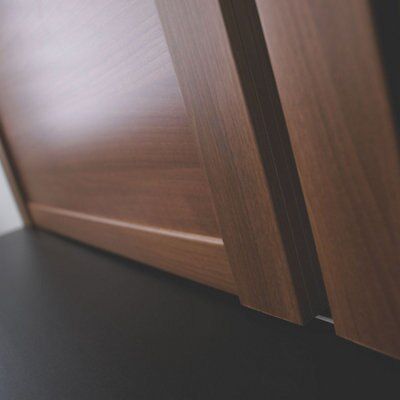 Spacepro Shaker Walnut effect Single panel Mirrored Sliding wardrobe door, (H)2223mm (W) 610mm Pack of 3