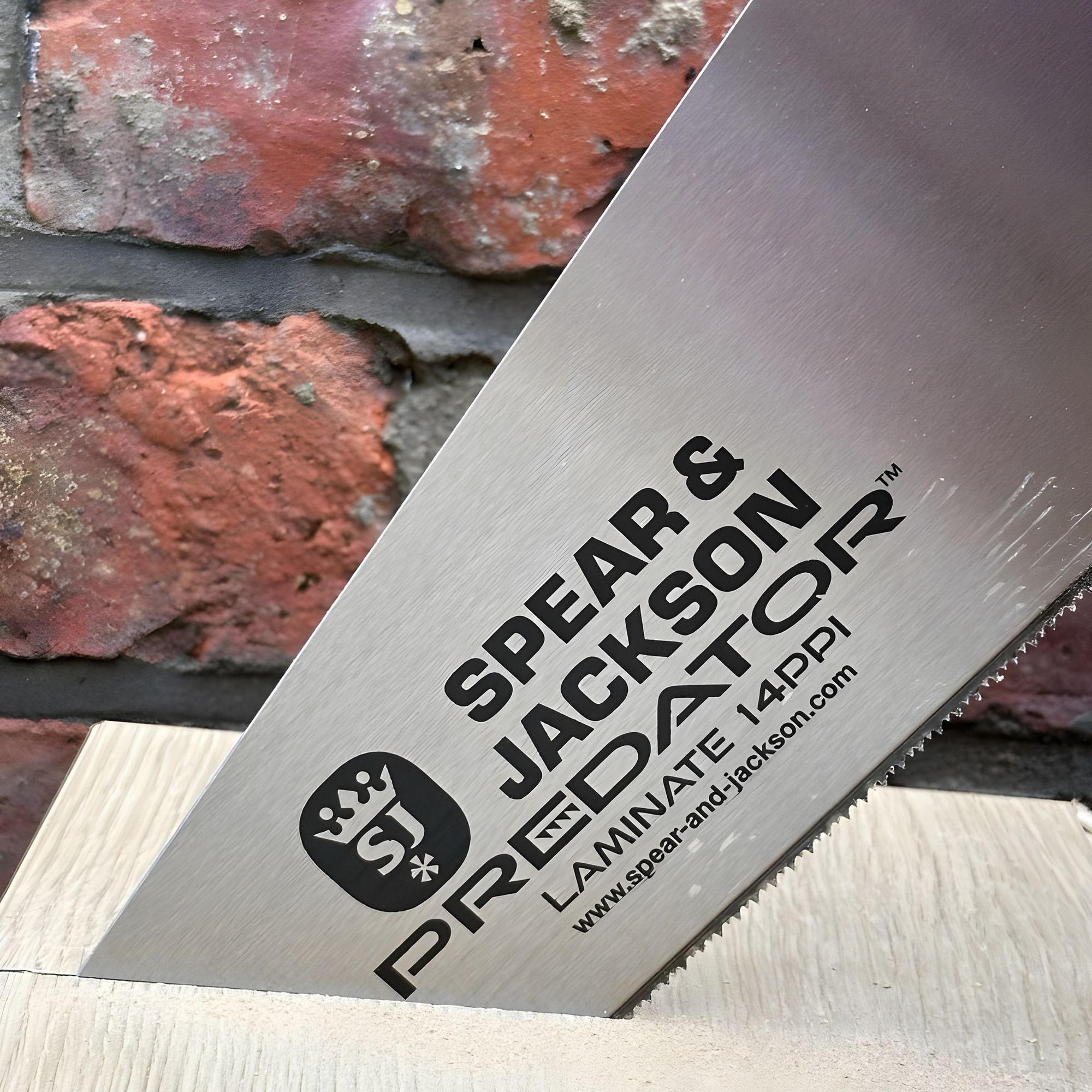Spear & Jackson Predator 510mm Fast fine Soft-grip Laminate Flooring saw, 14 TPI 400g